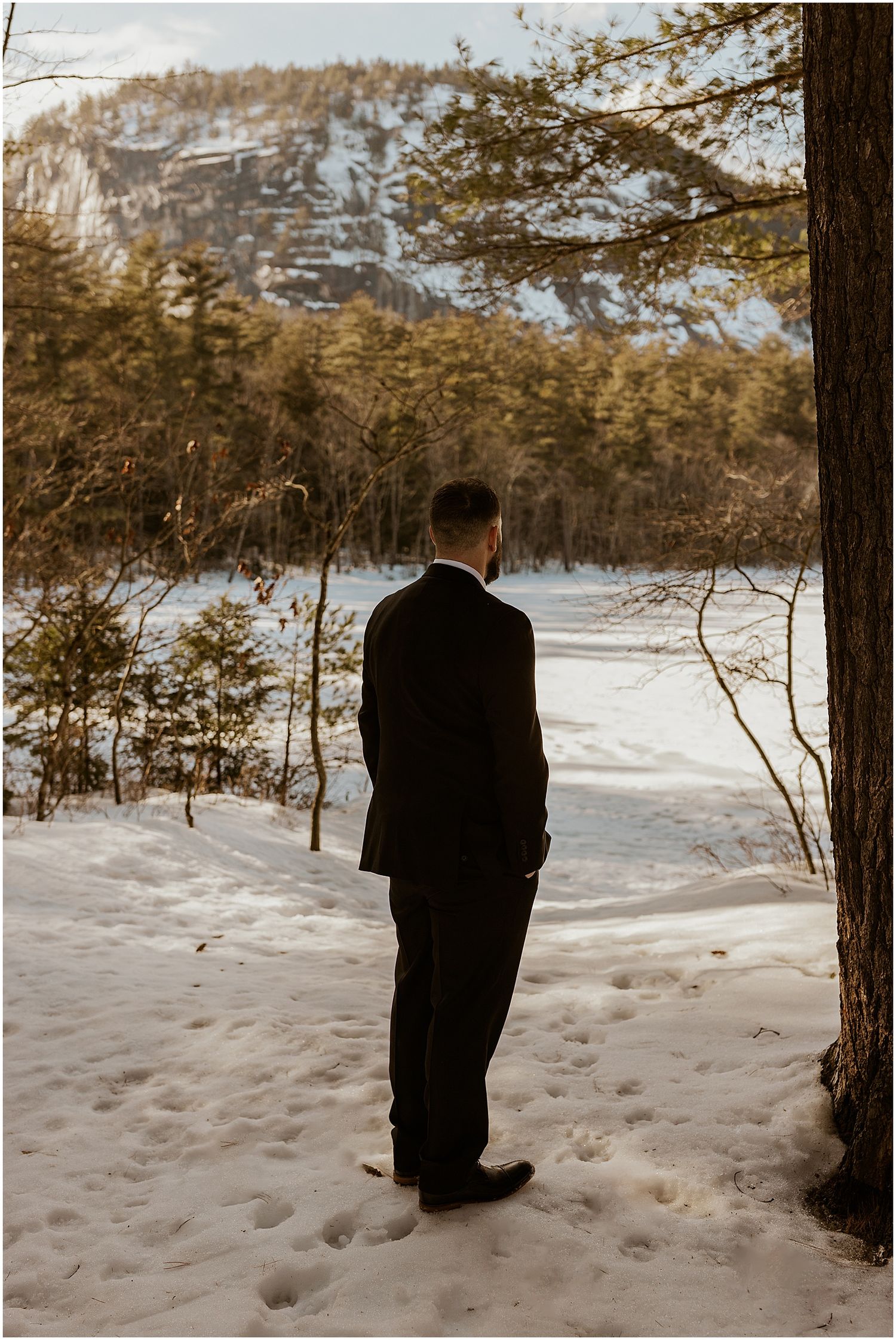 NH wedding first look at Echo lake