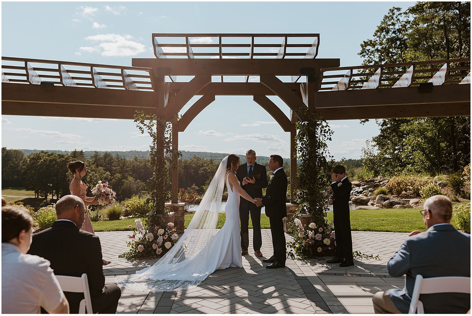 Wedding ceremony in NH by Robin Easler Photography