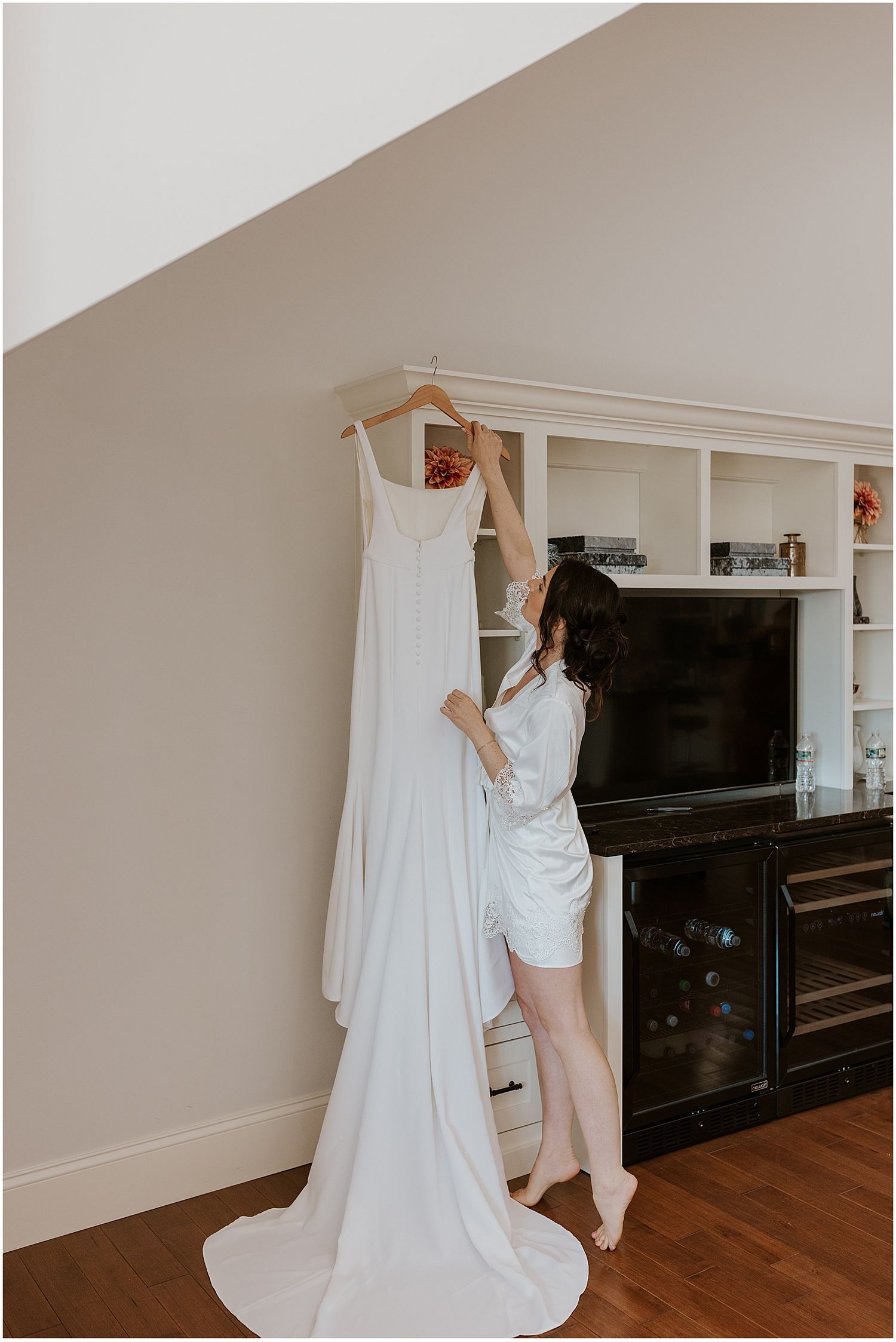 Bride getting ready for New Hampshire wedding