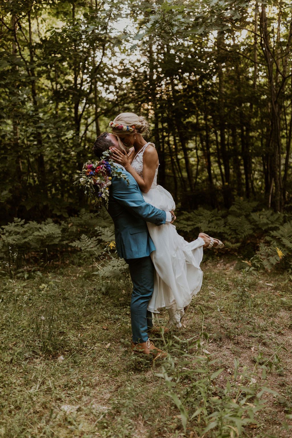 NH white mountains wedding first look