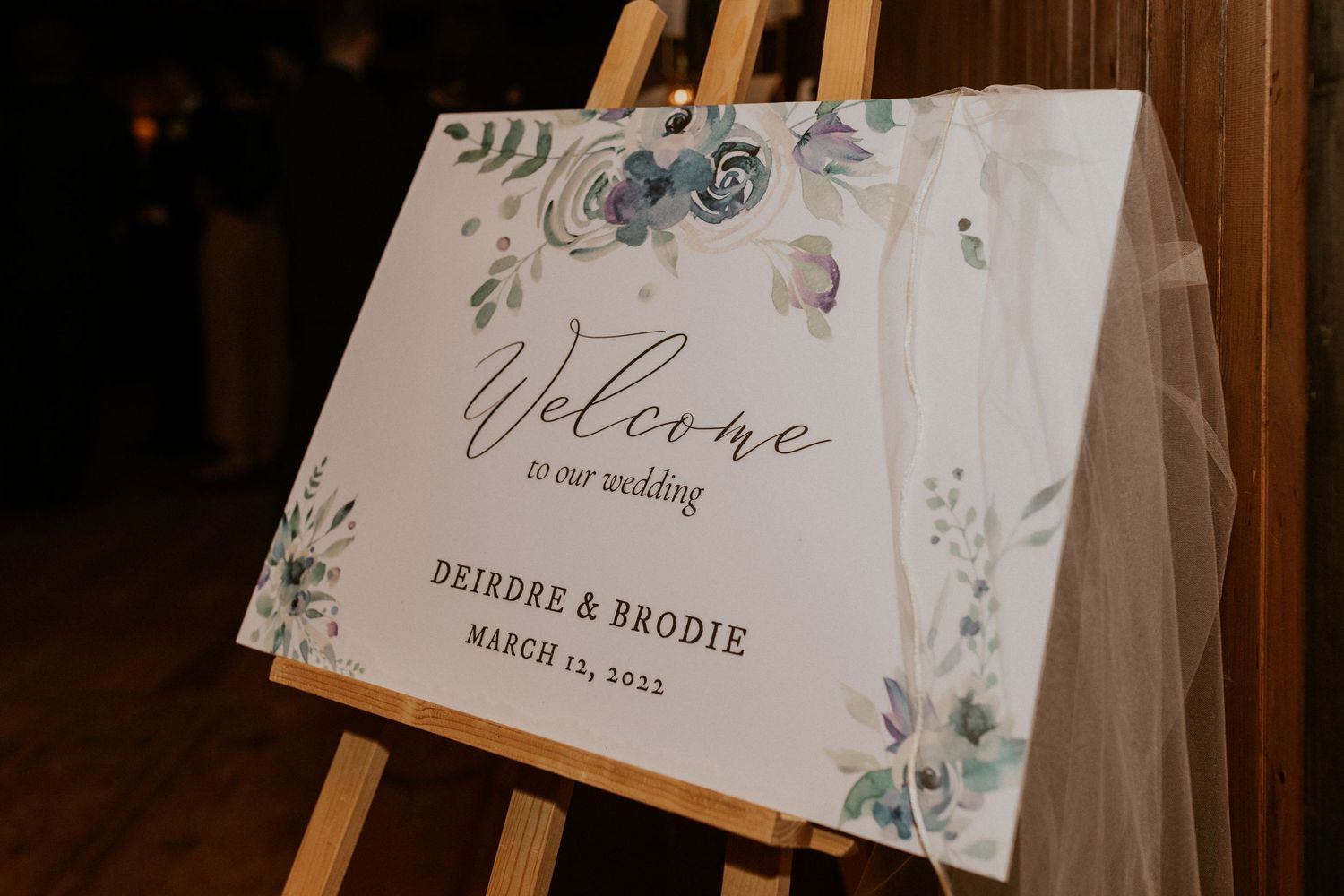 Welcome wedding sign for Deirdre and Brodie.