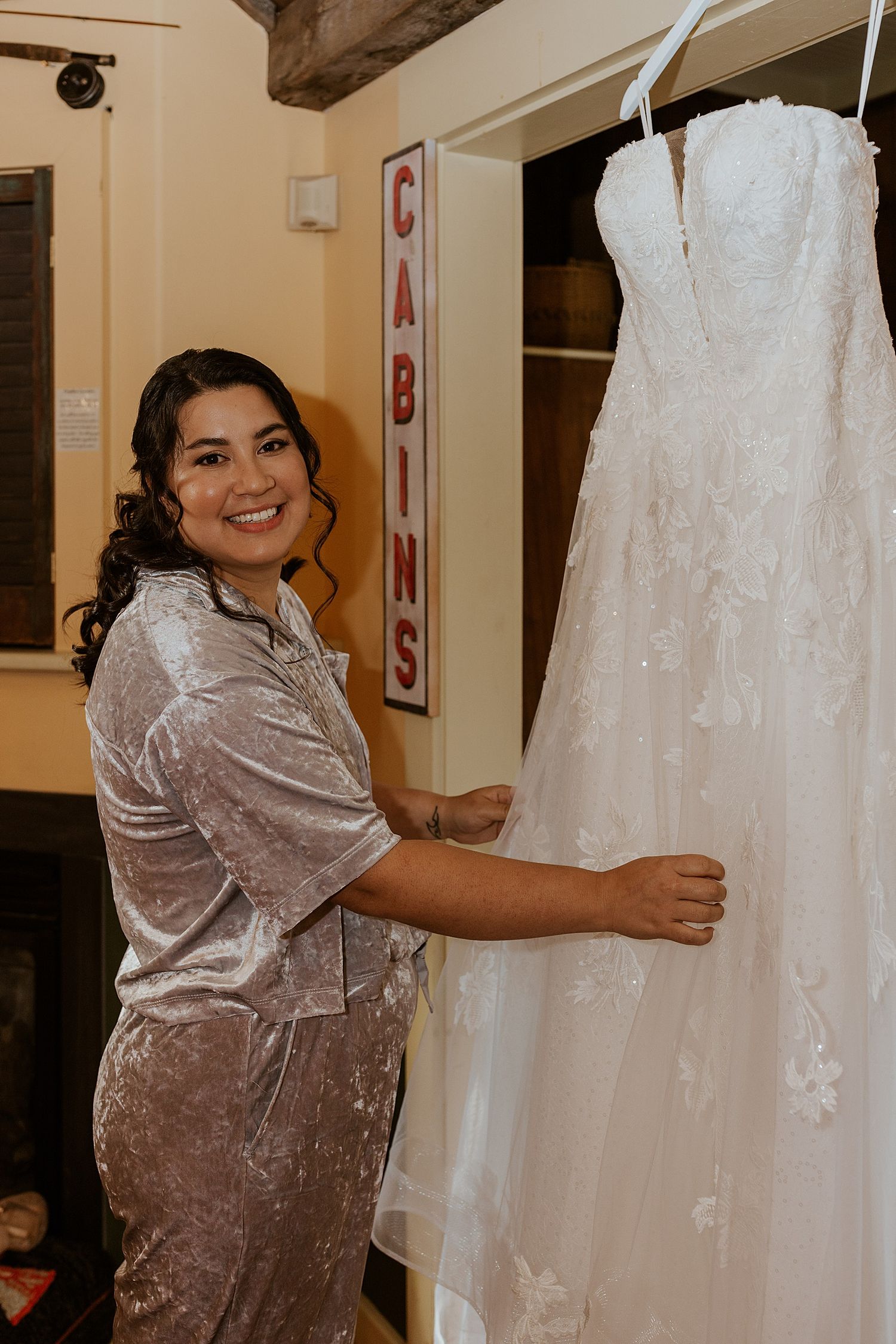 Bride getting ready for her New Hampshire wedding