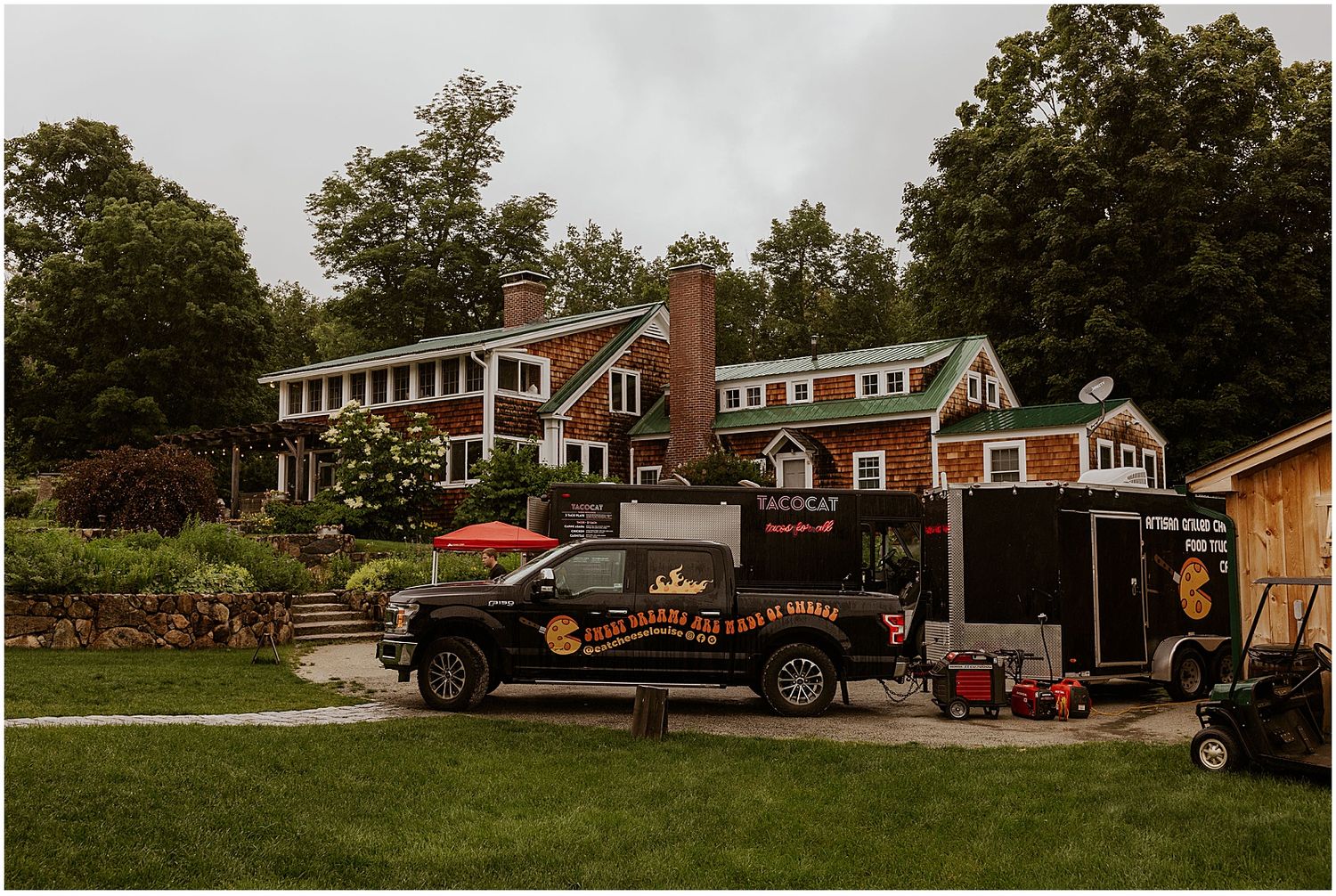 Food truck at a NH wedding - Unique wedding ideas