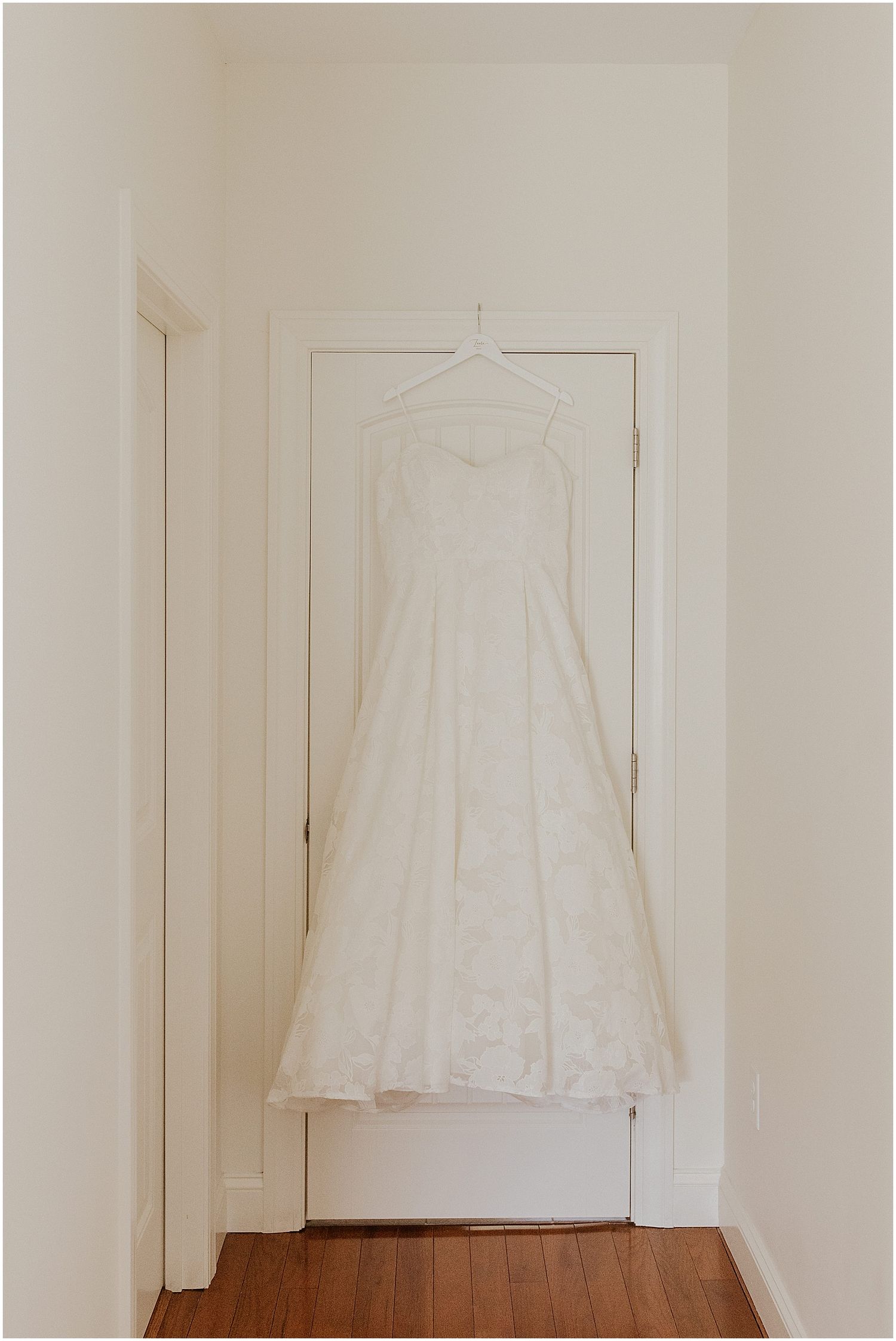 wedding gown photo - nh wedding