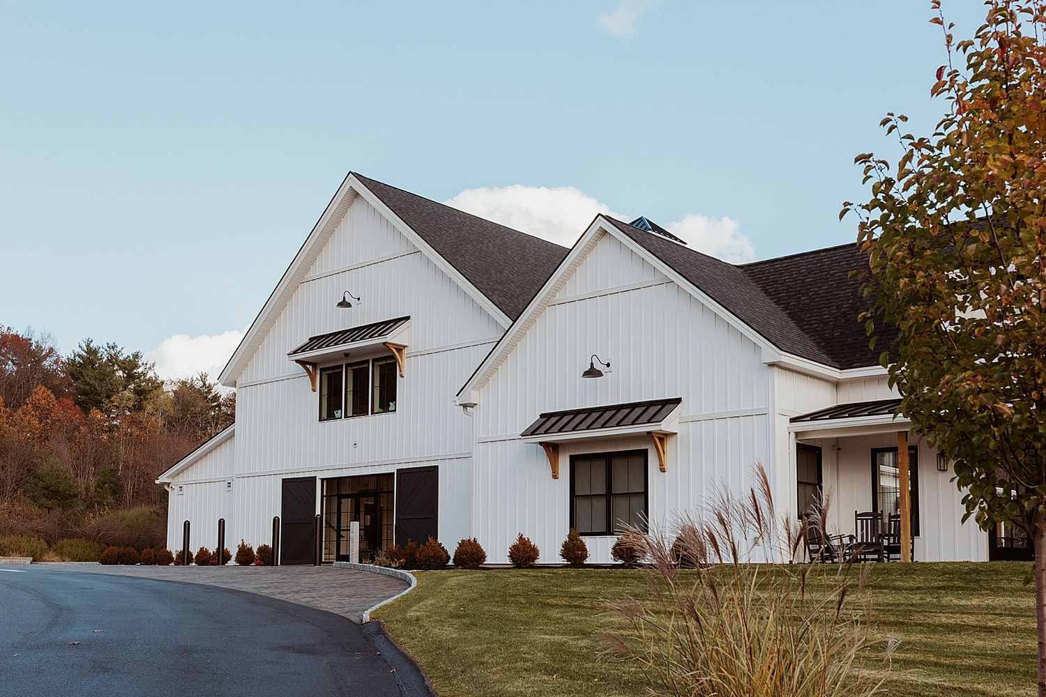 New Hampshire modern barn wedding venue Hyla Brook Estate