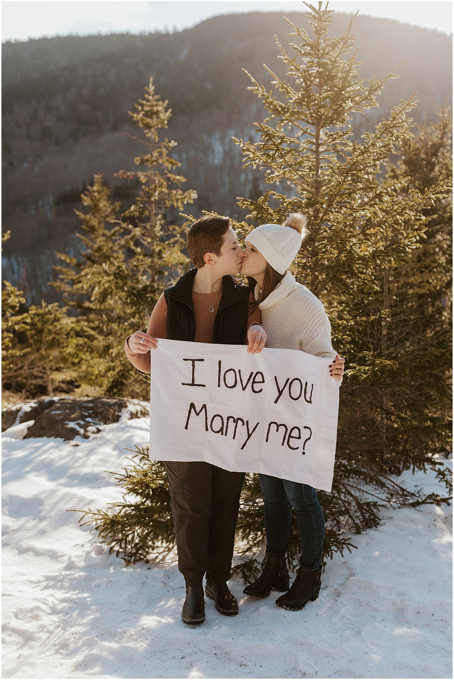 Engagement photos in the mountains in Crawford Notch NH