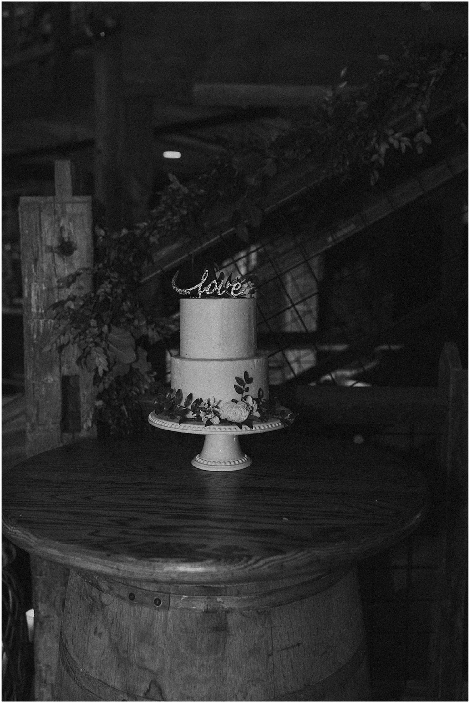 Simple wedding cake for NH wedding