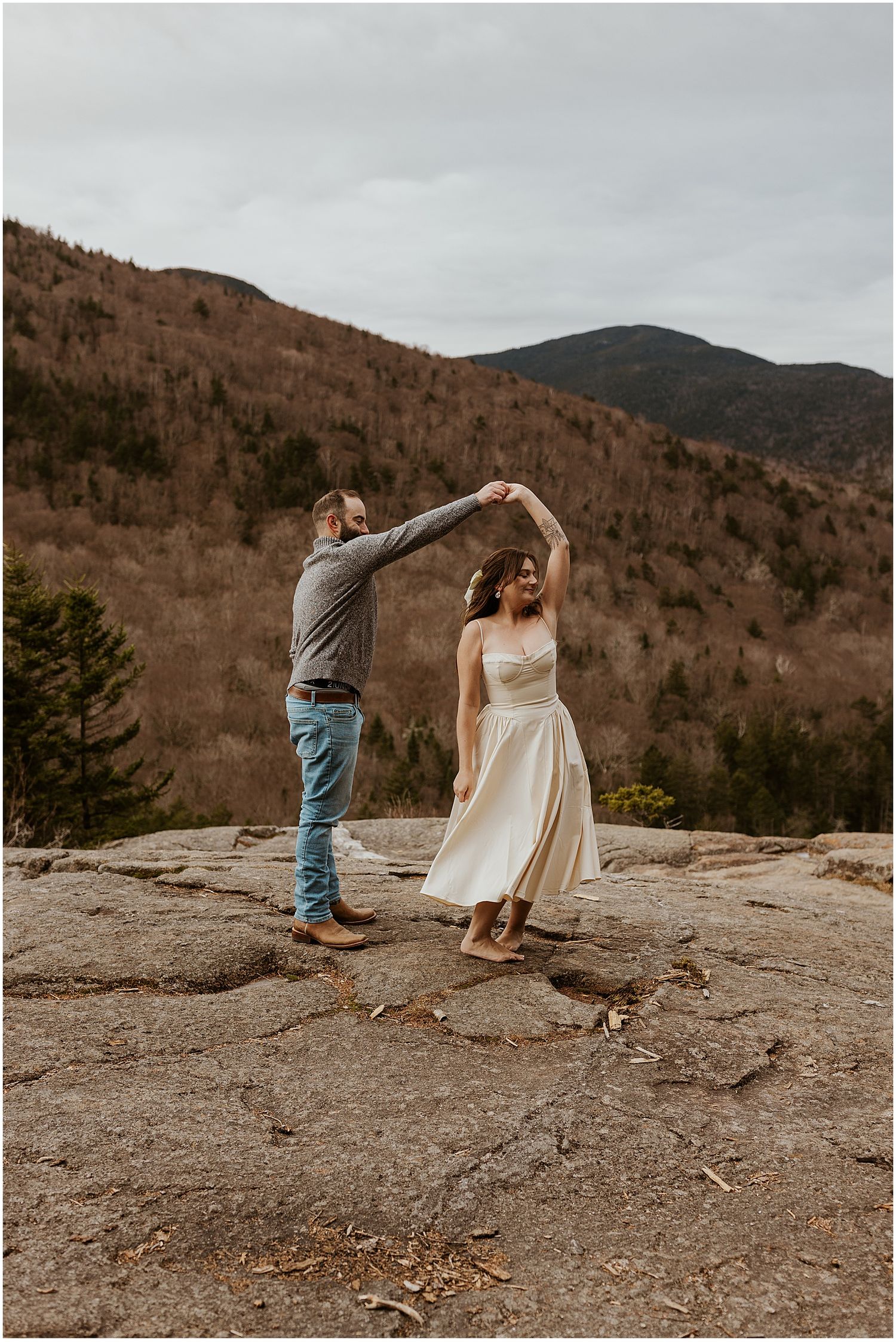 Boho engagement dress for couple taking photos in the White Mountains