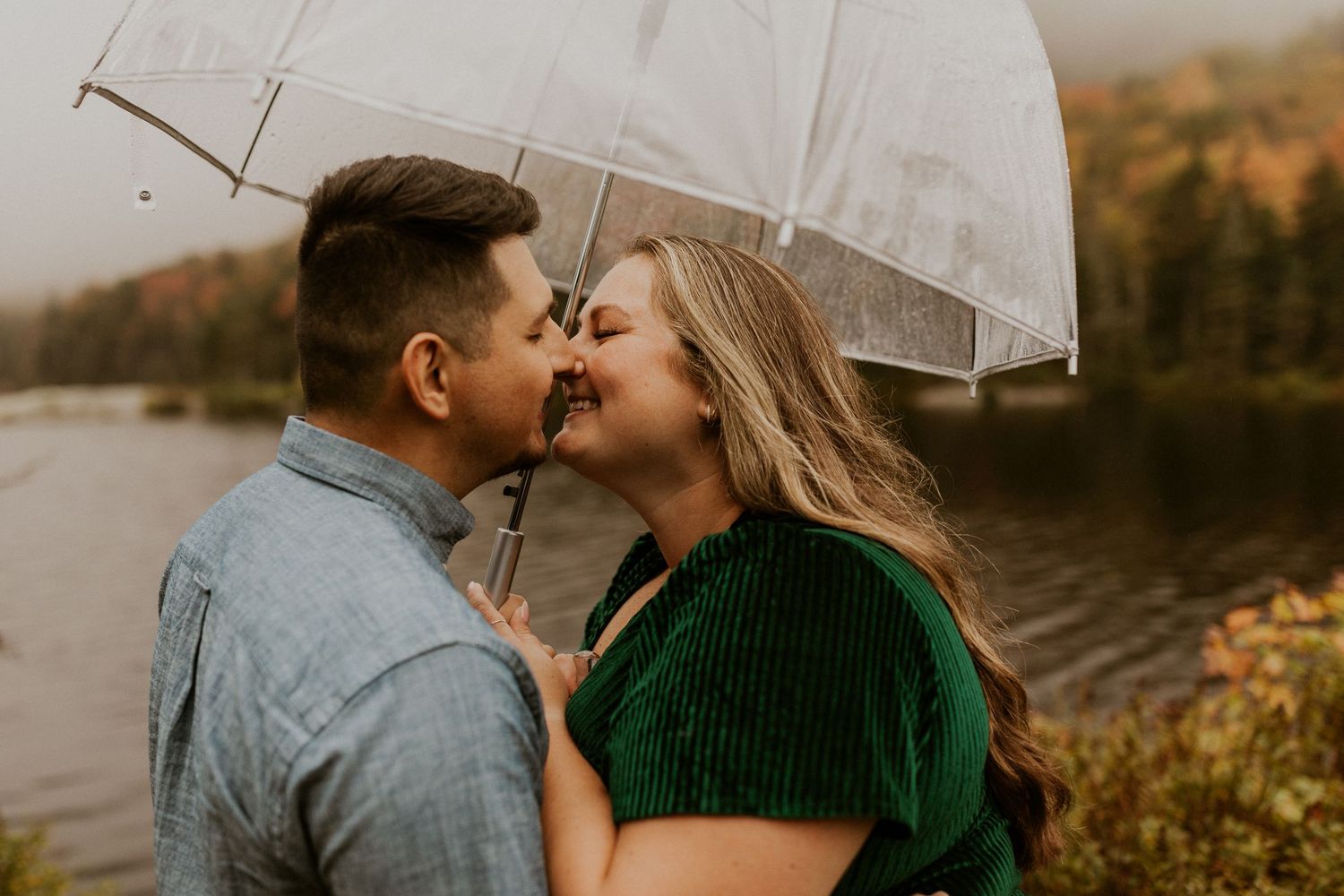 Engagement photoshoot in the white mountains of New Hampshire during peak foliage season.