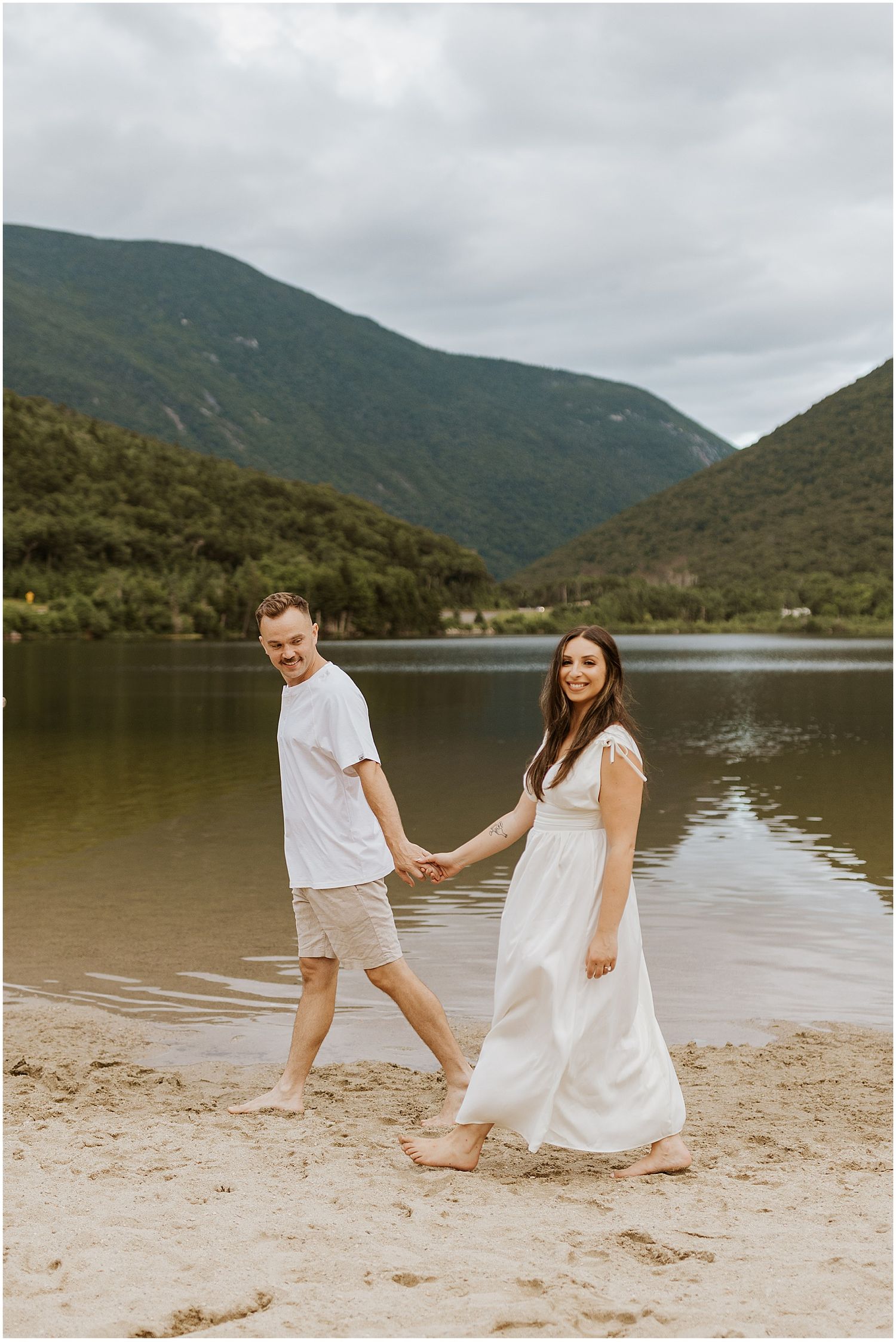 NH Engagement pictures in the mountains - Robin Easler Photography