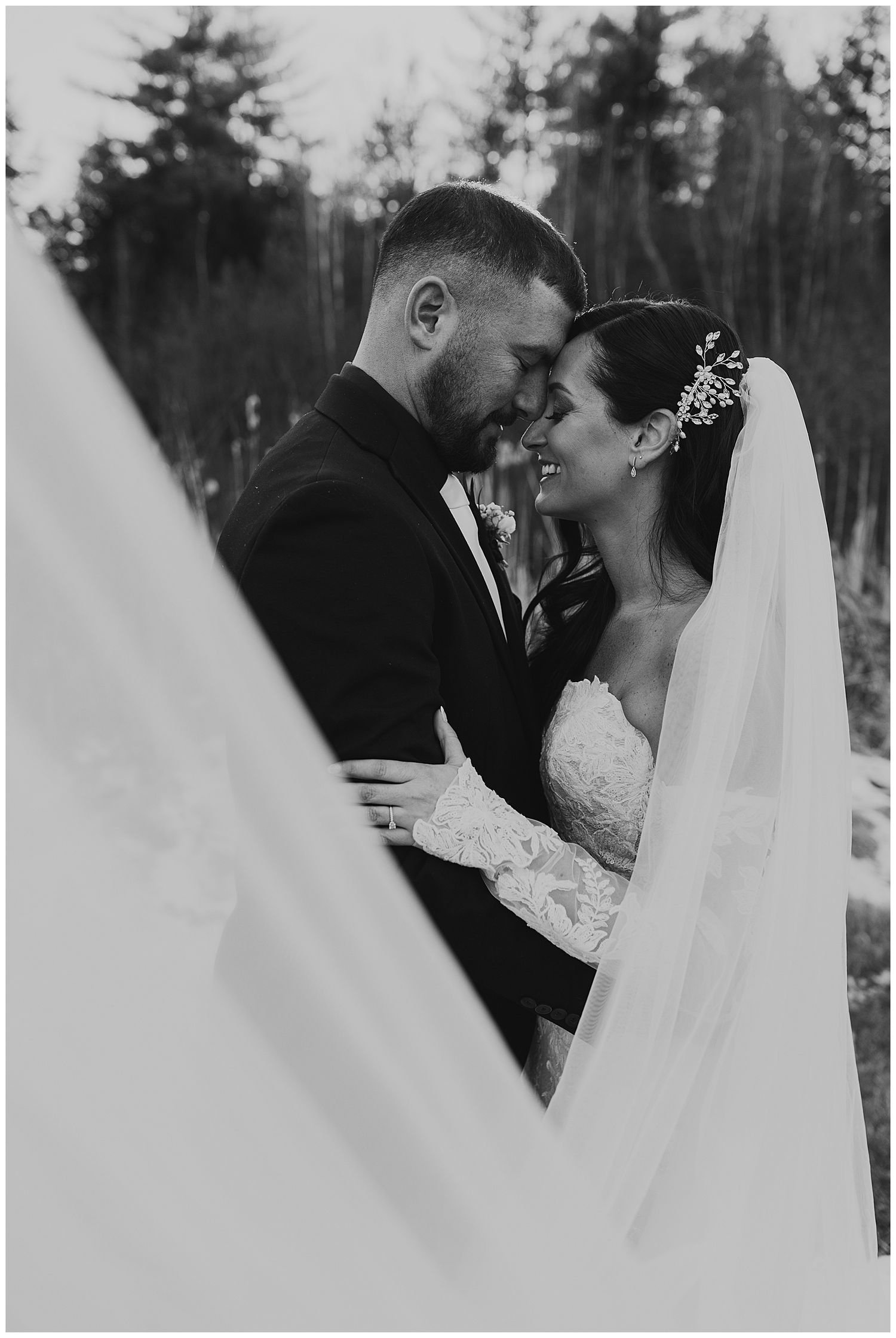 NH couple at their winter wedding