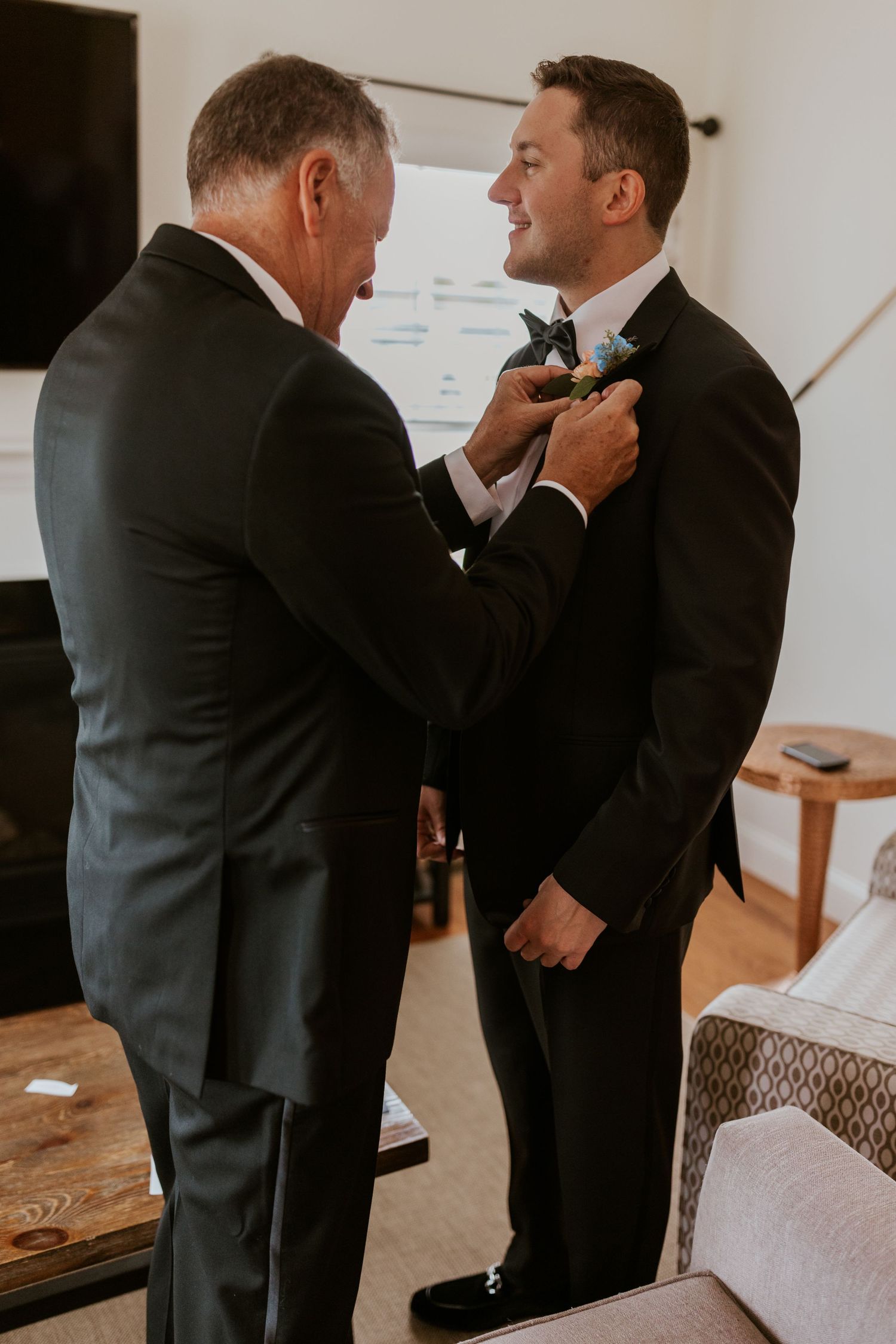 Groom getting ready at the Owls Nest NH