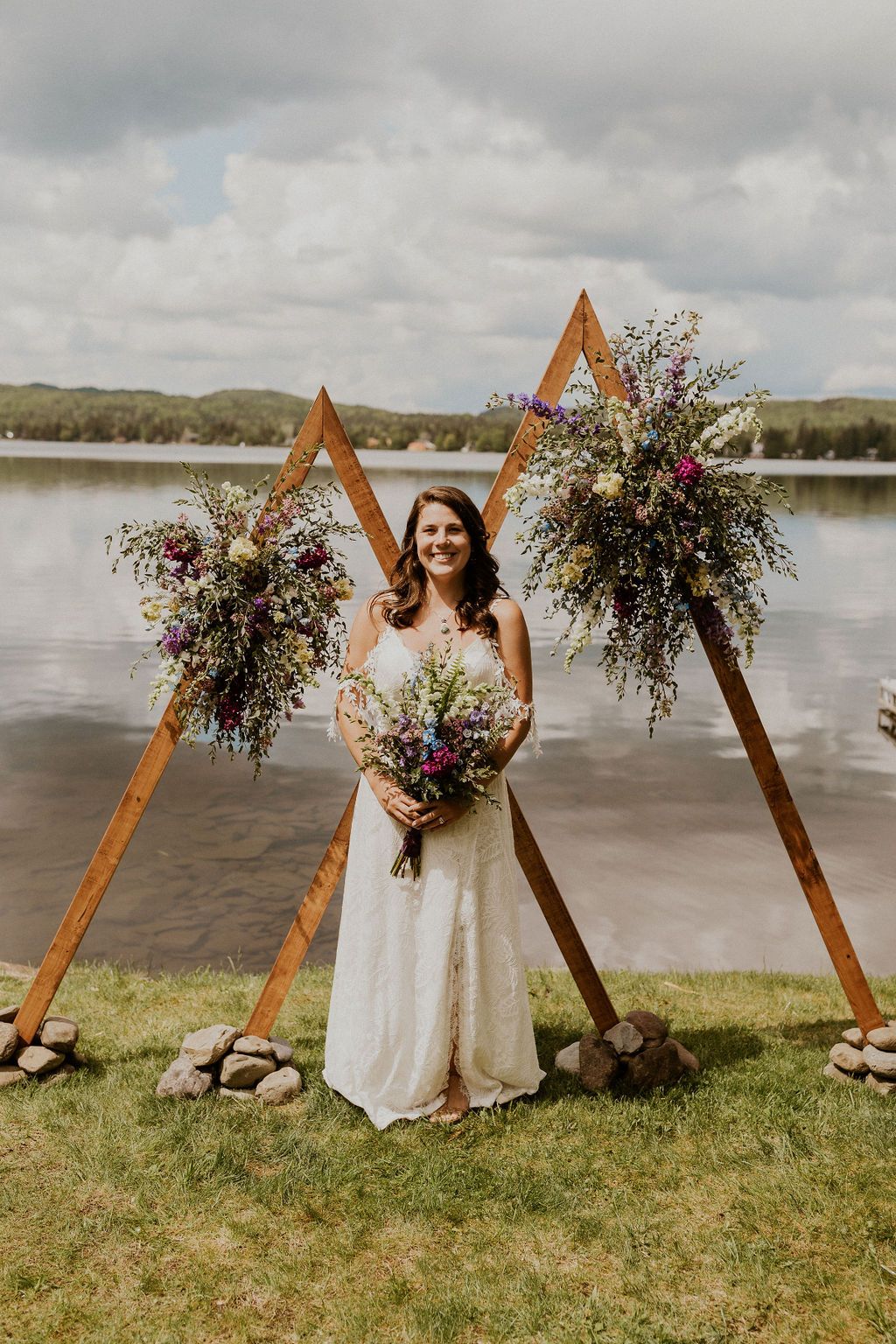 Triangle arbors for NH elopement
