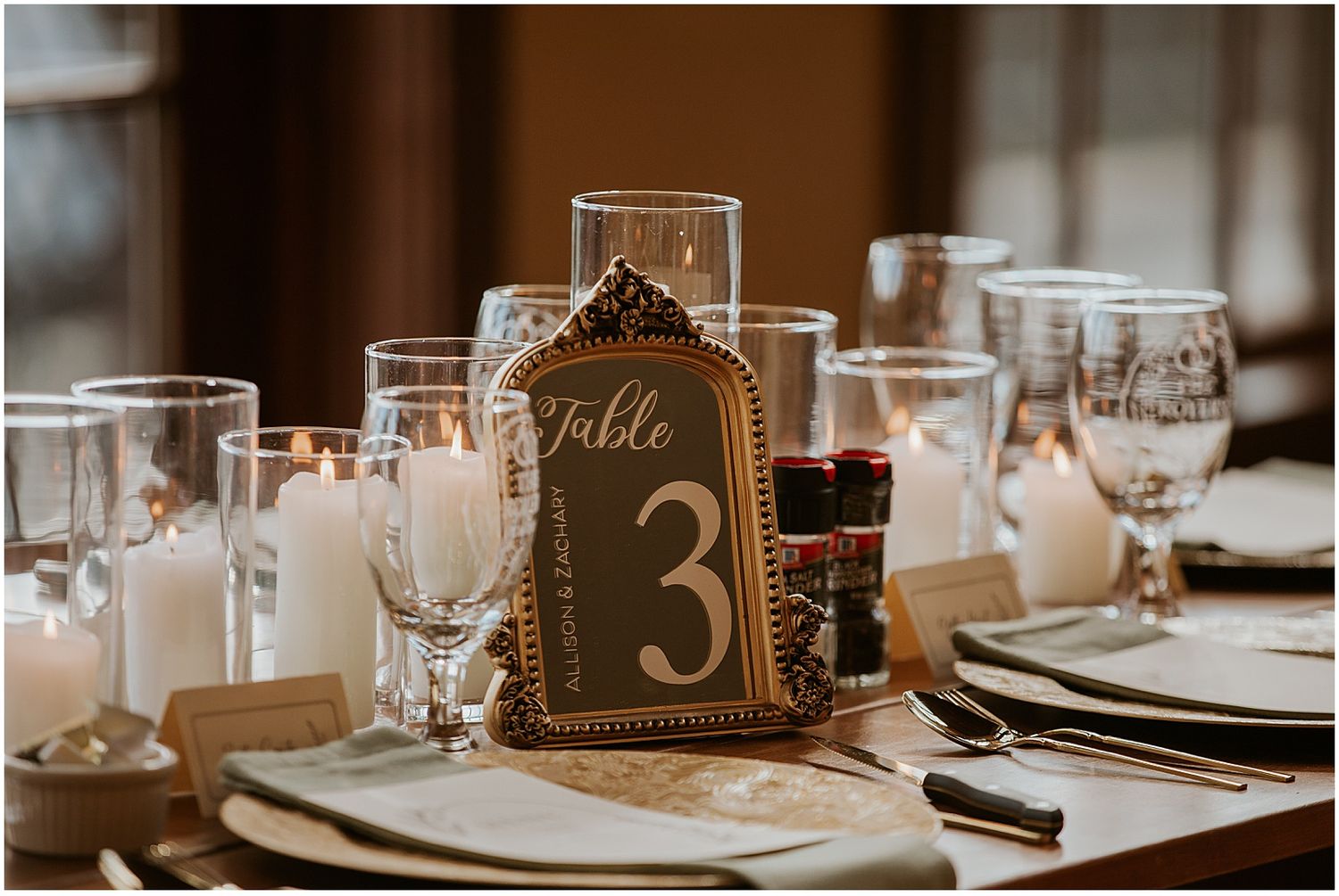 Wedding table decor at a Maine VRBO wedding