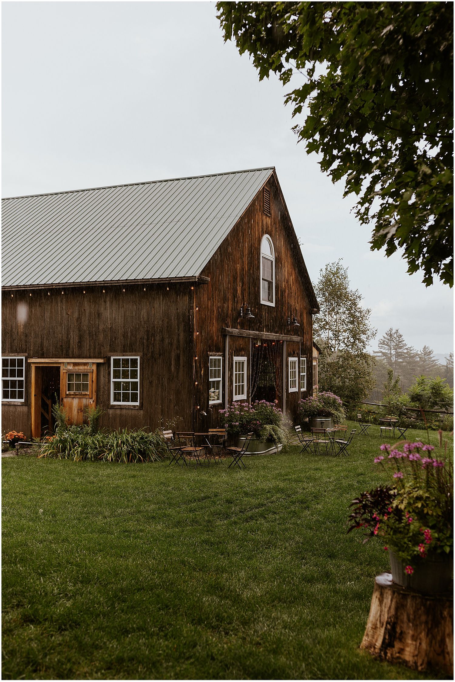 NH barn wedding with 2 photographers