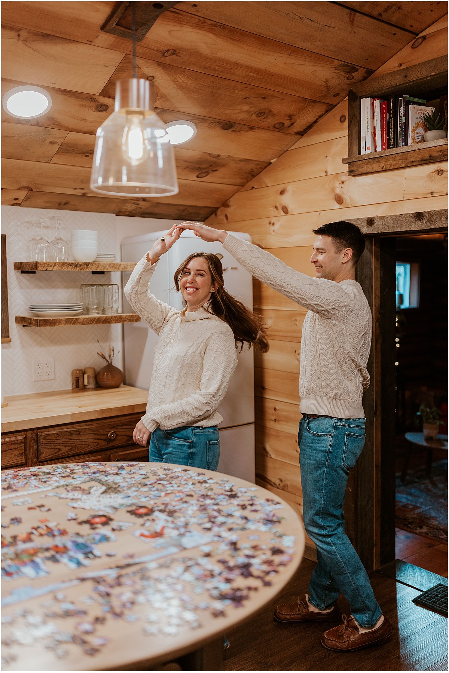 North conway cabin couples photoshoot