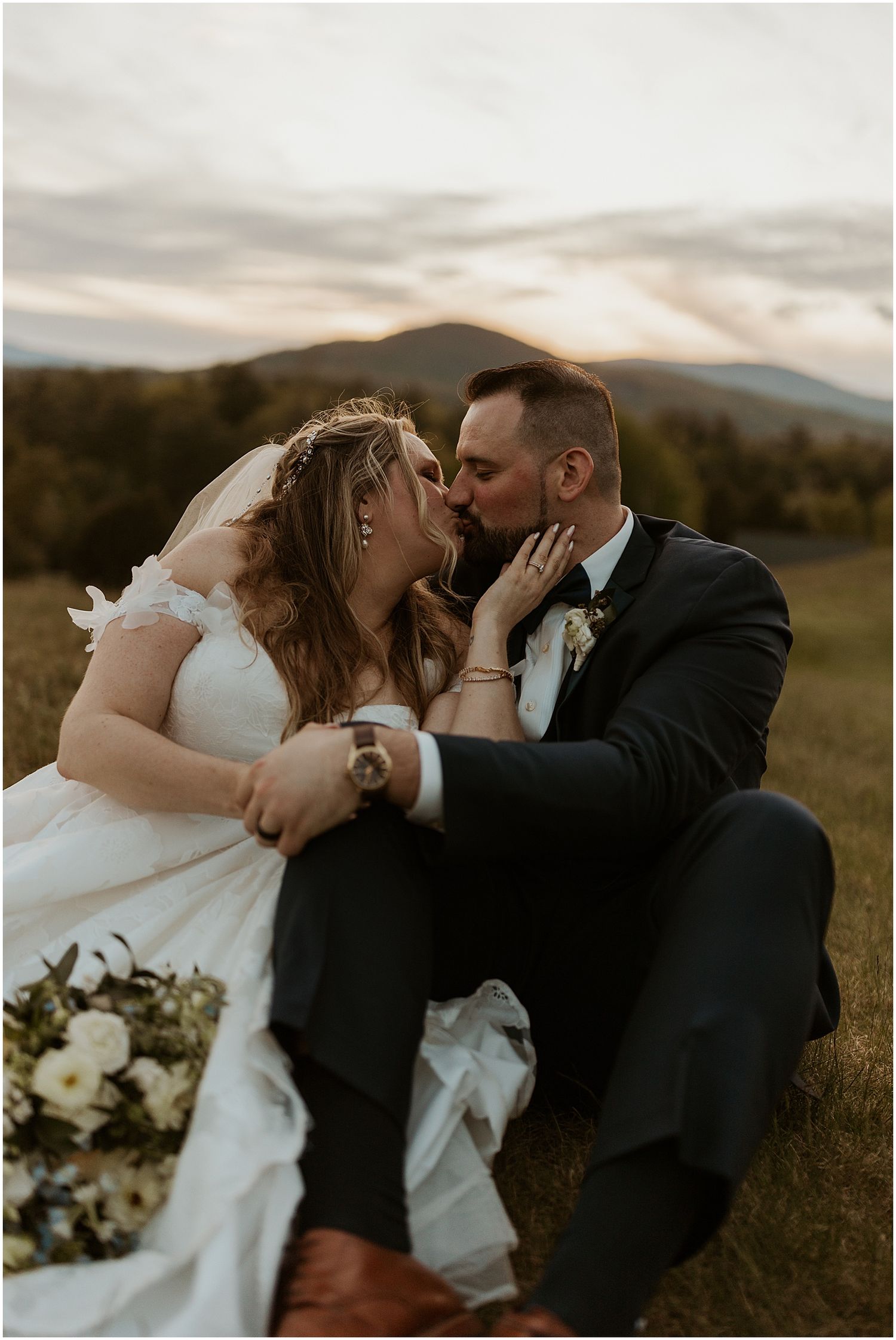 White Mountain wedding - bride and groom sunset portraits - Robin Easler Photography