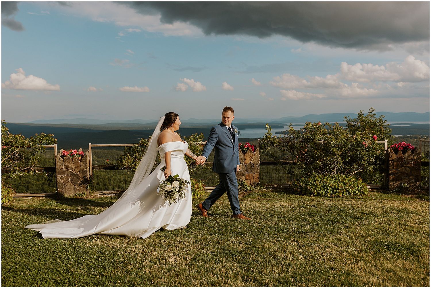 Bride and Groom at Castle in the Clouds - Robin Easler Photography
