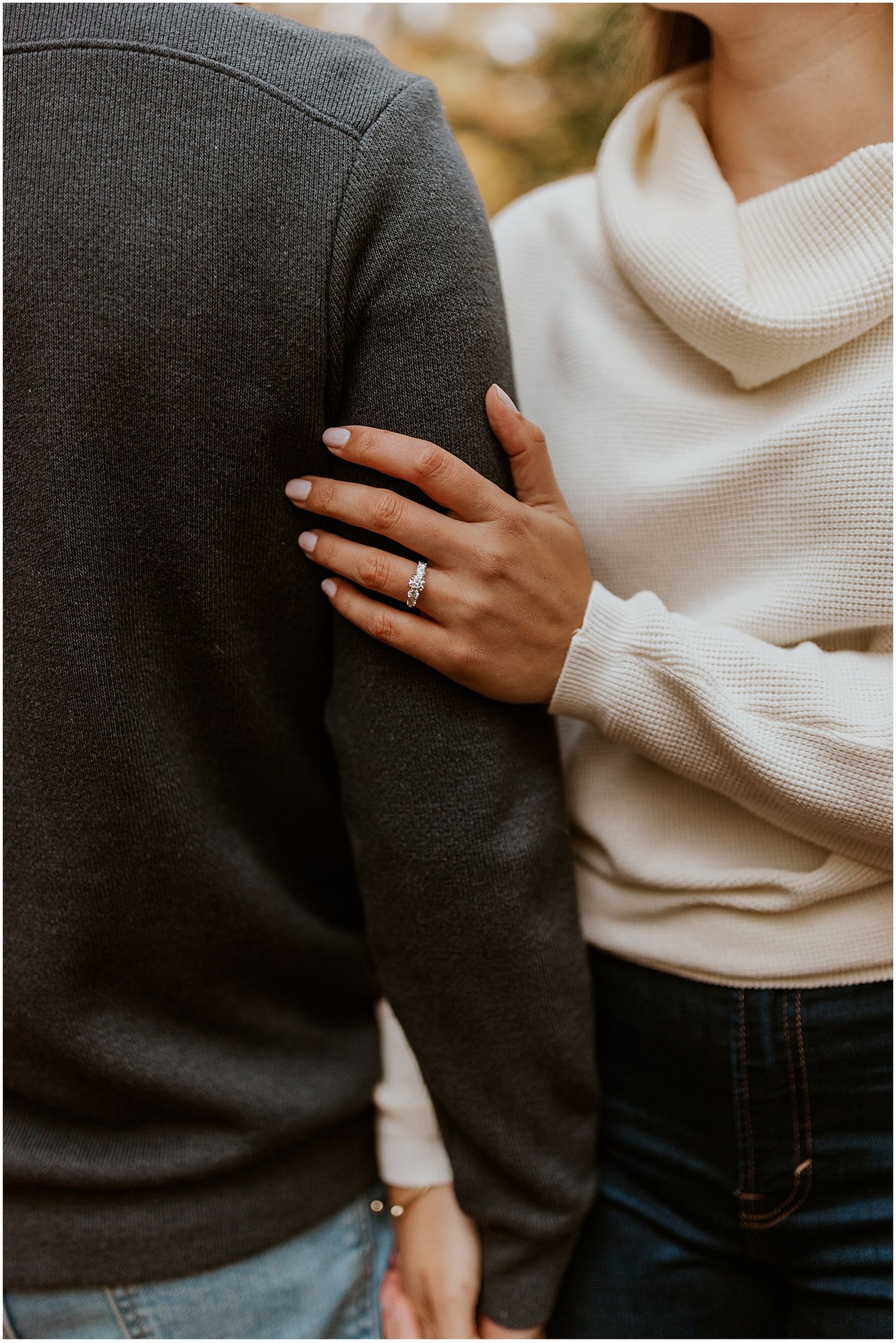Romantic-fall-engagement-photos-Robin-Easler