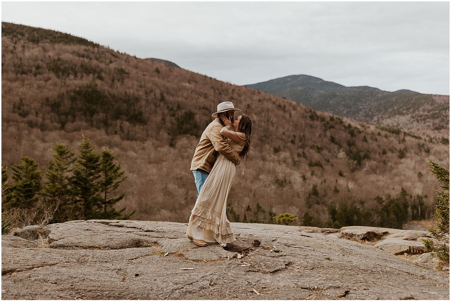 NH White Mountains engagement photos
