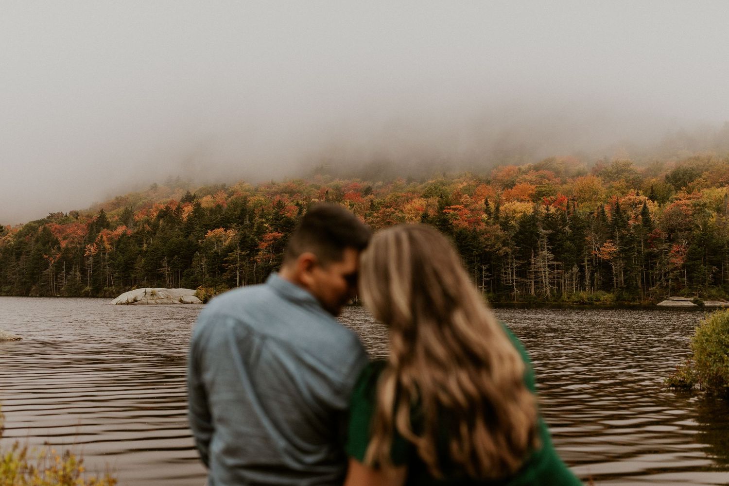 Engagement photoshoot in the white mountains of New Hampshire during peak foliage season.
