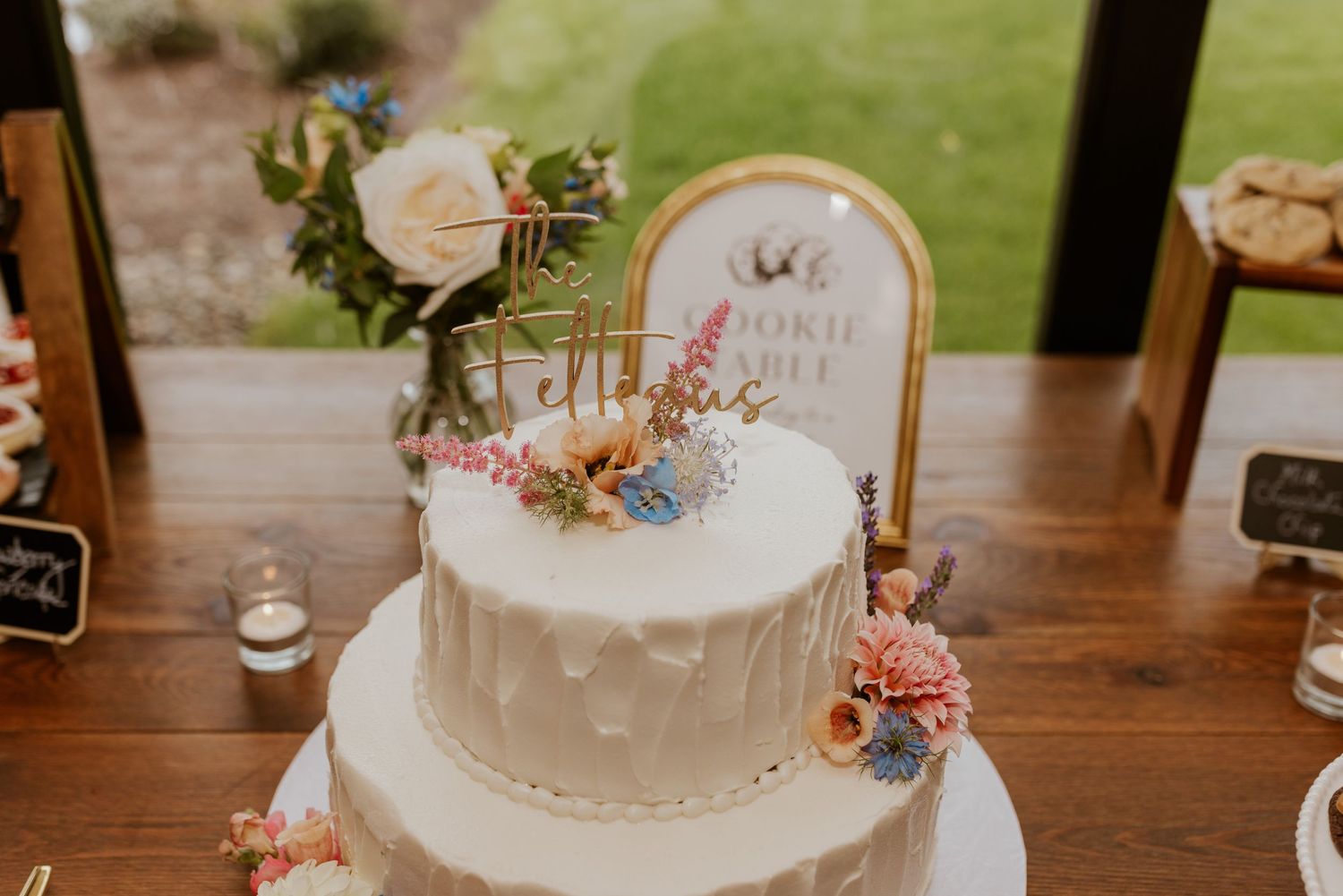 Wedding cake White Mountains wedding
