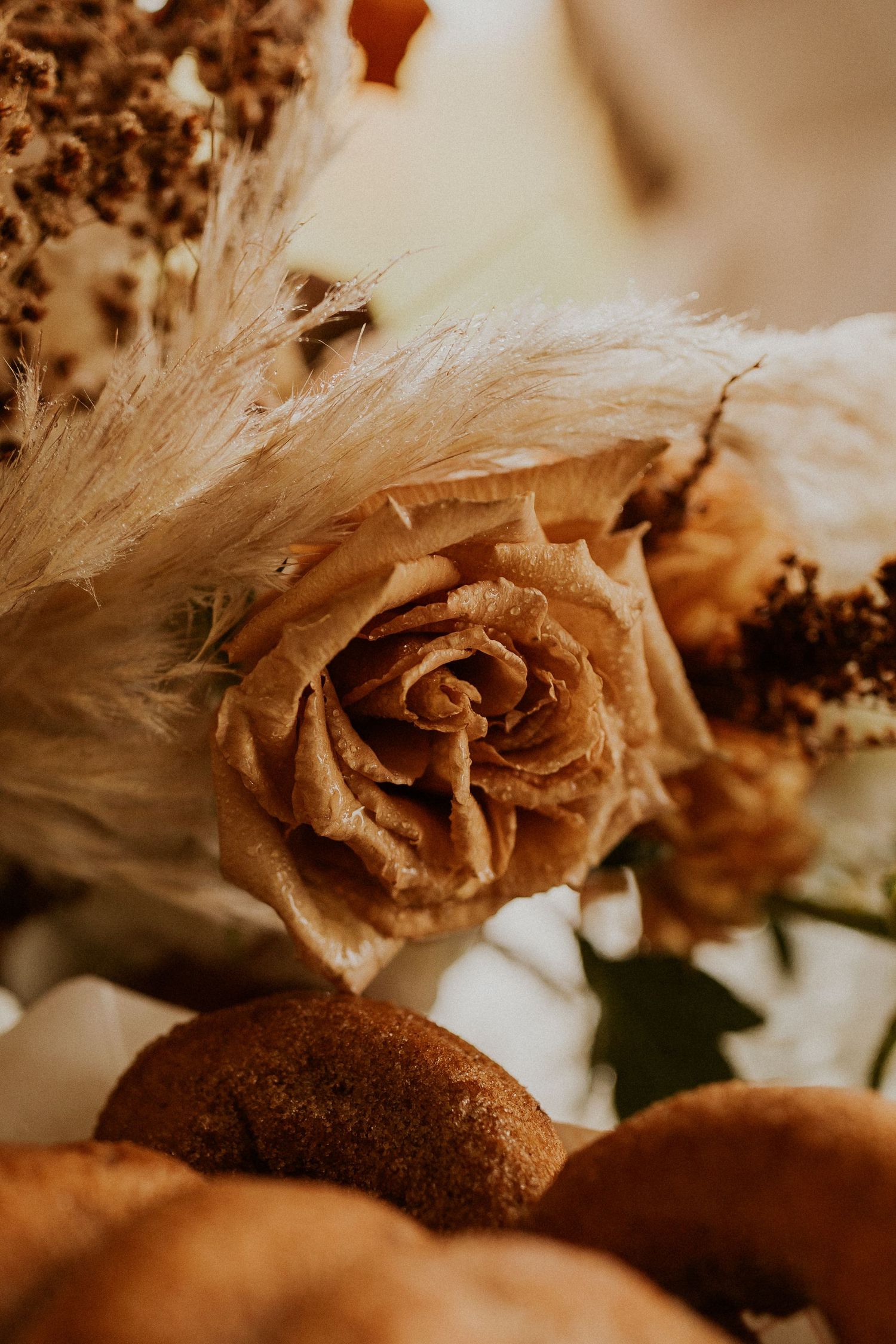 Detailed photograph of the flowers and donuts