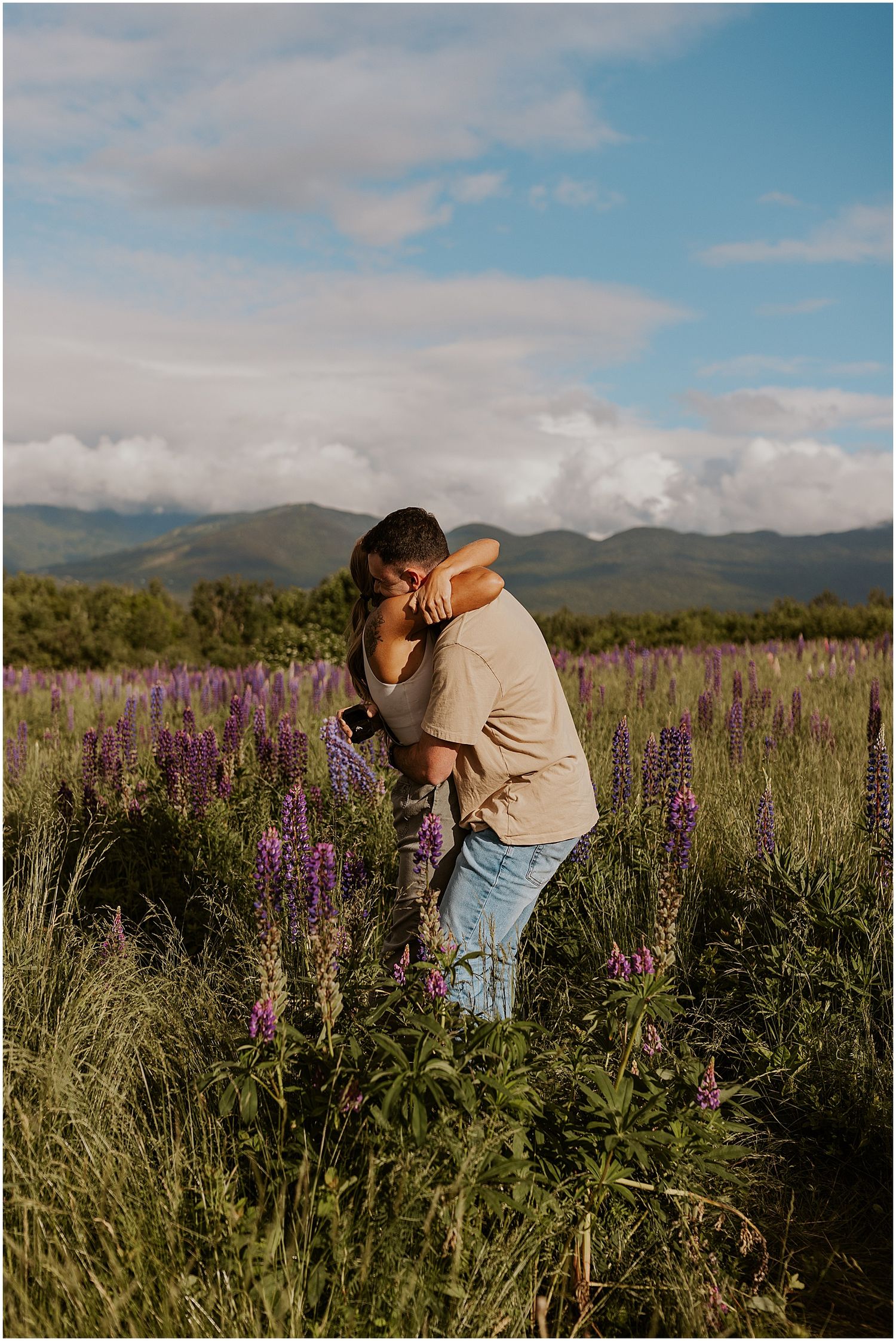 Sugar Hill NH engagement photos - Robin Easler photography