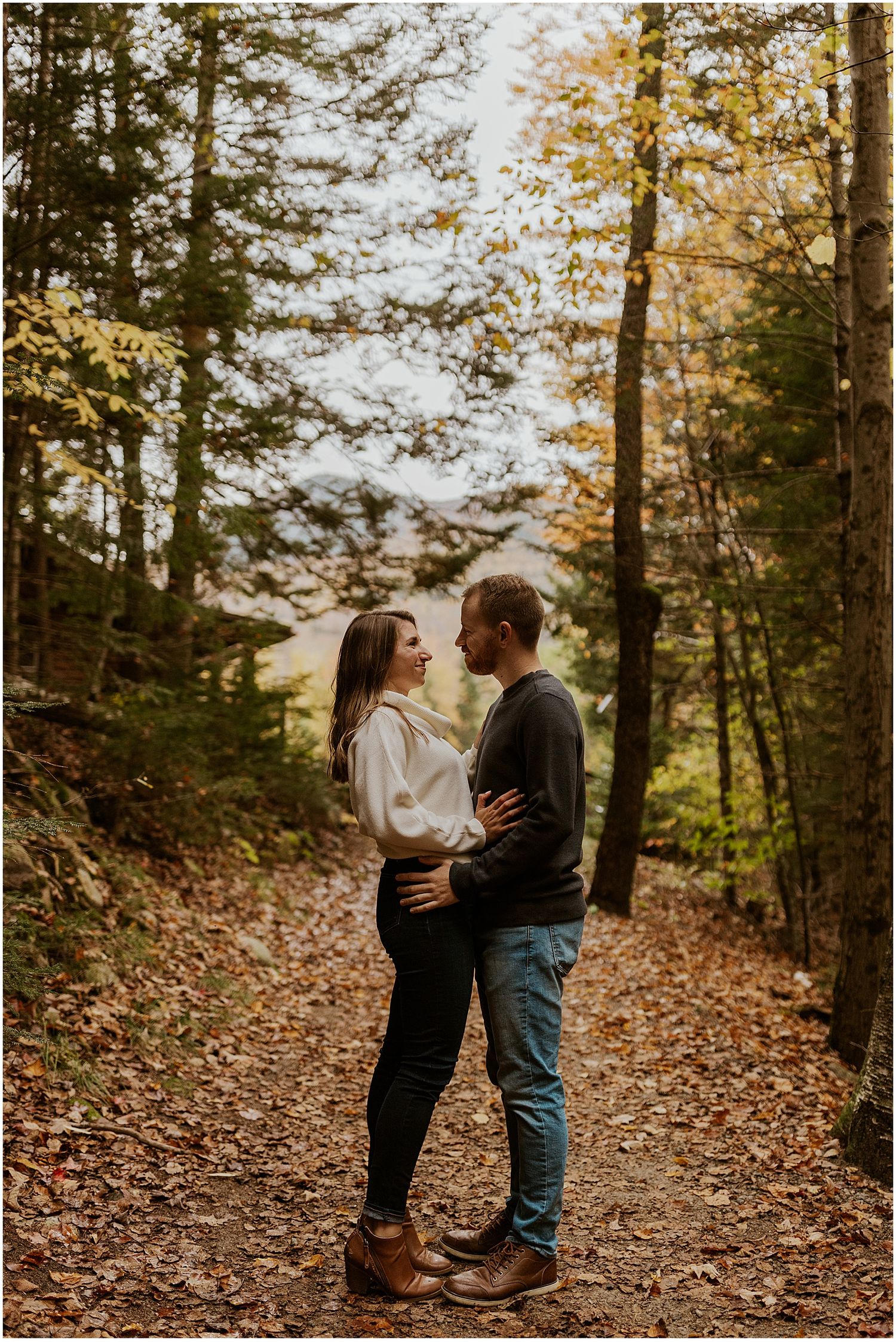 New-Hampshire-engagement-pictures-fall-Robin-Easler-Photography