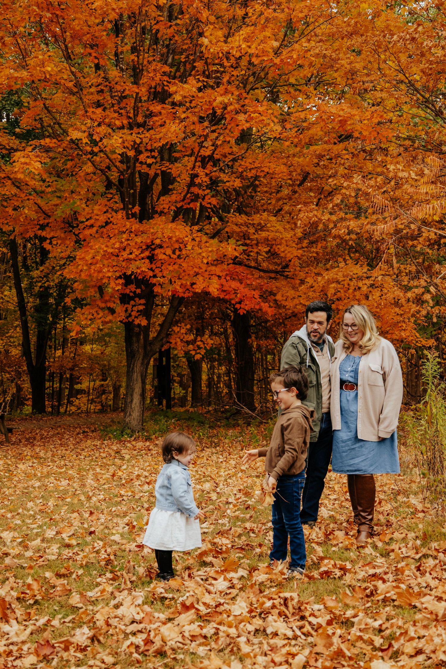 Séance de famille à l'automne à St-Bruno