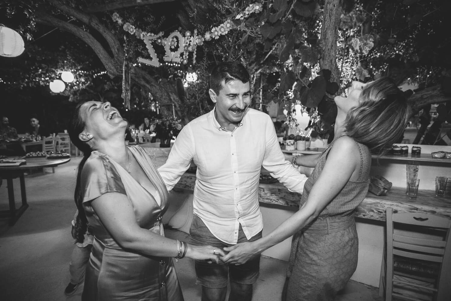 Υπέροχο πάρτυ βάπτισης απαθανατισμένο από επαγγελματία φωτογράφο