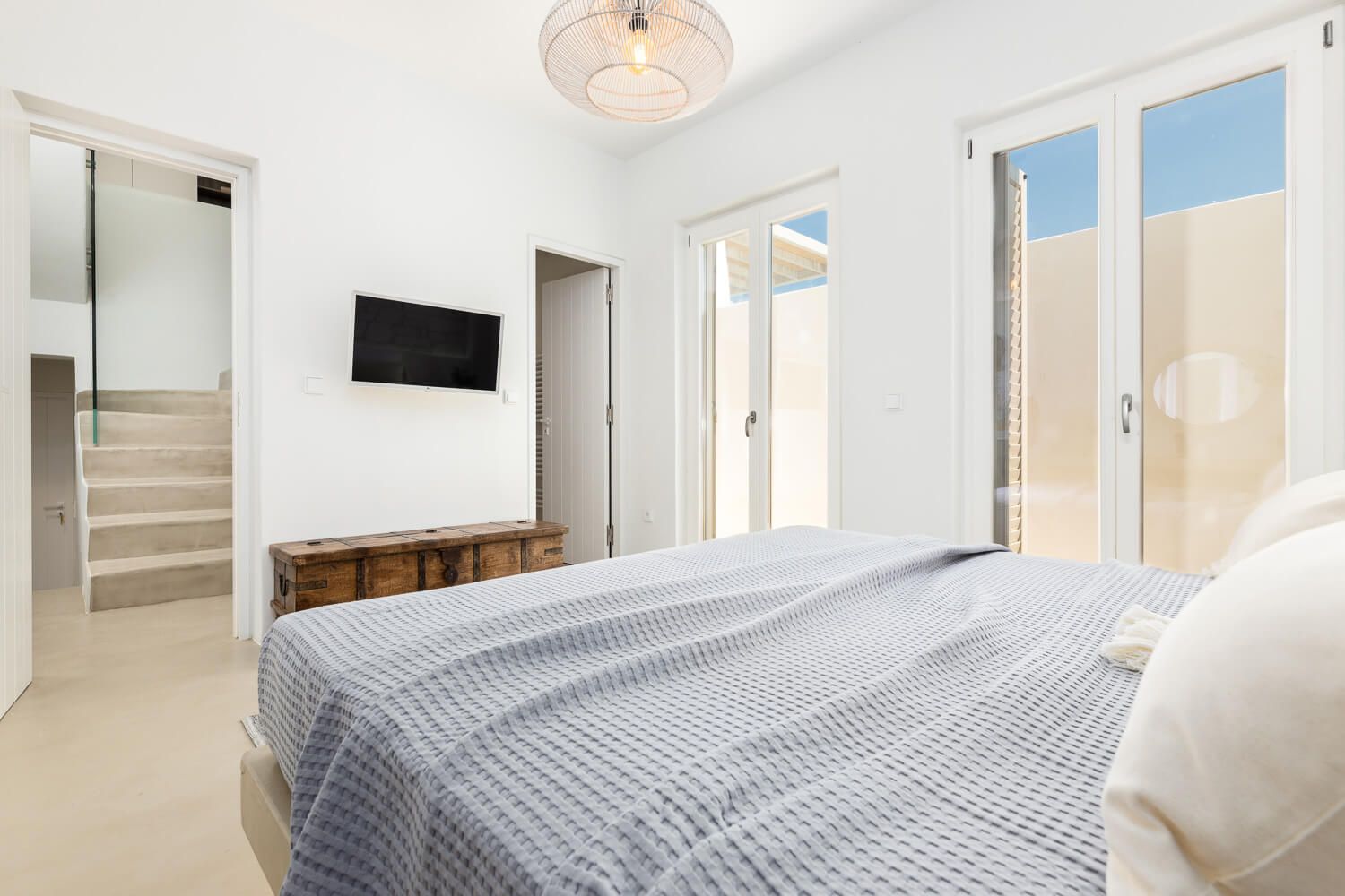 The ultimate summer sanctuary depicted in a luxury bedroom