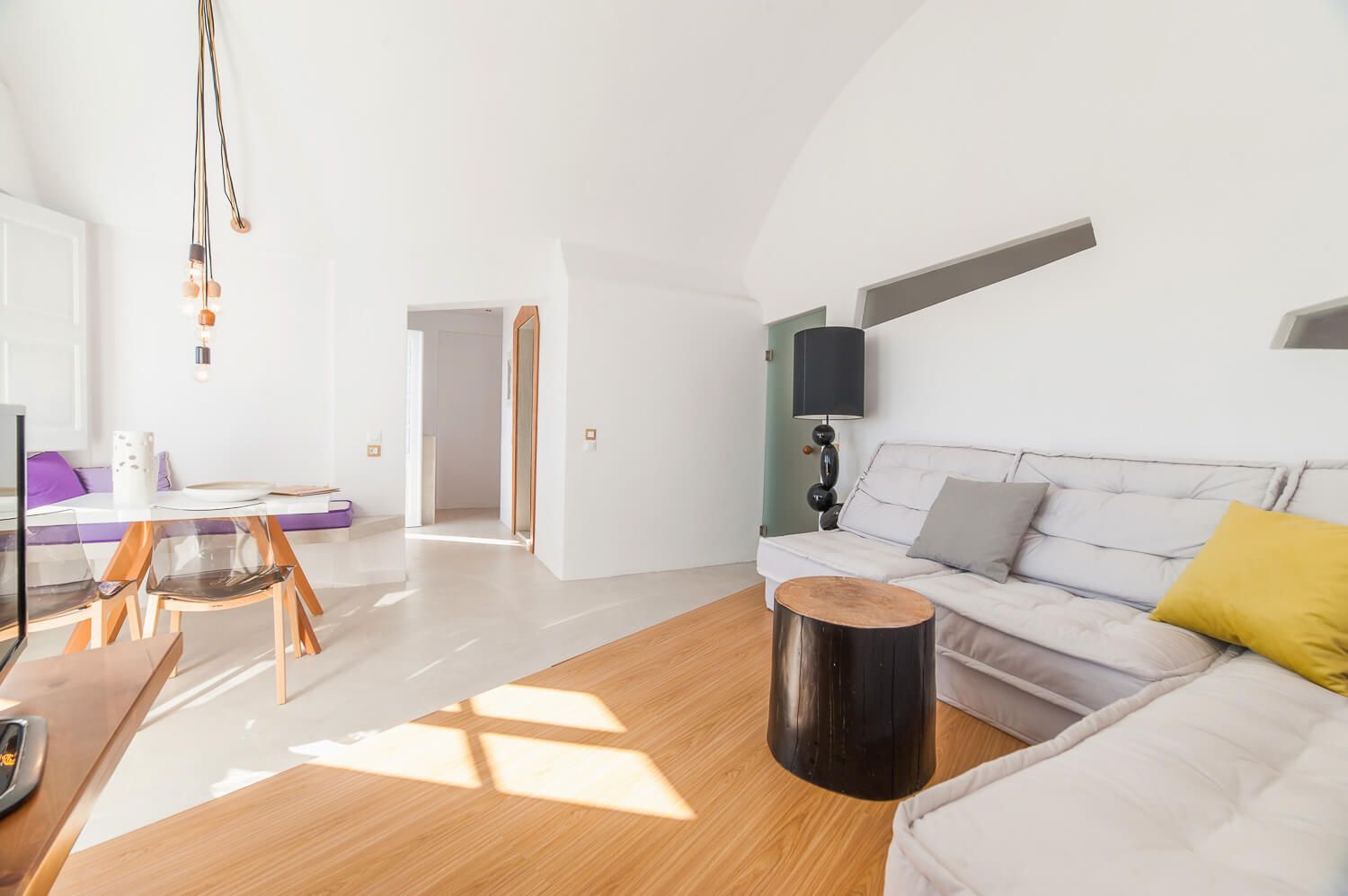 Santorini hotel photographer showcasing modern suite interiors