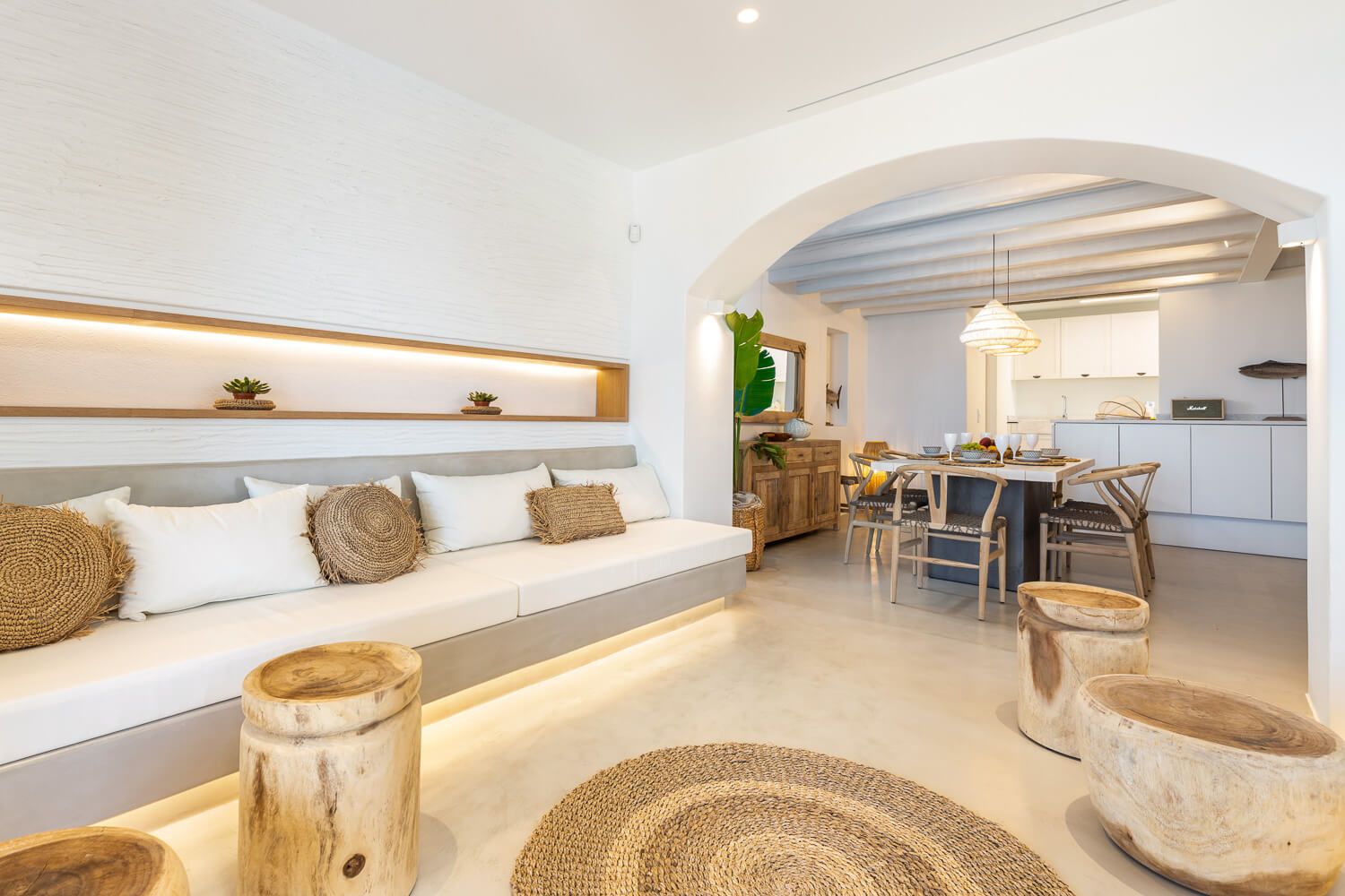 Expert framing of bespoke interior design solutions in Greece