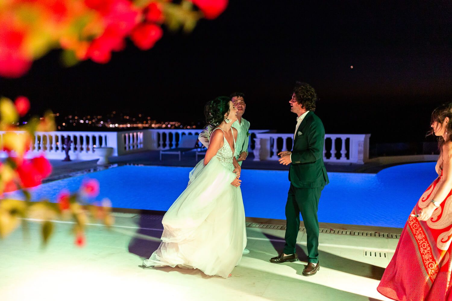 The Italian couple dancing with their friends at Villa Aethra