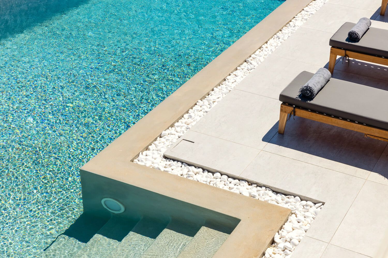 Paros interior design photographer presenting a minimalist villa exterior
