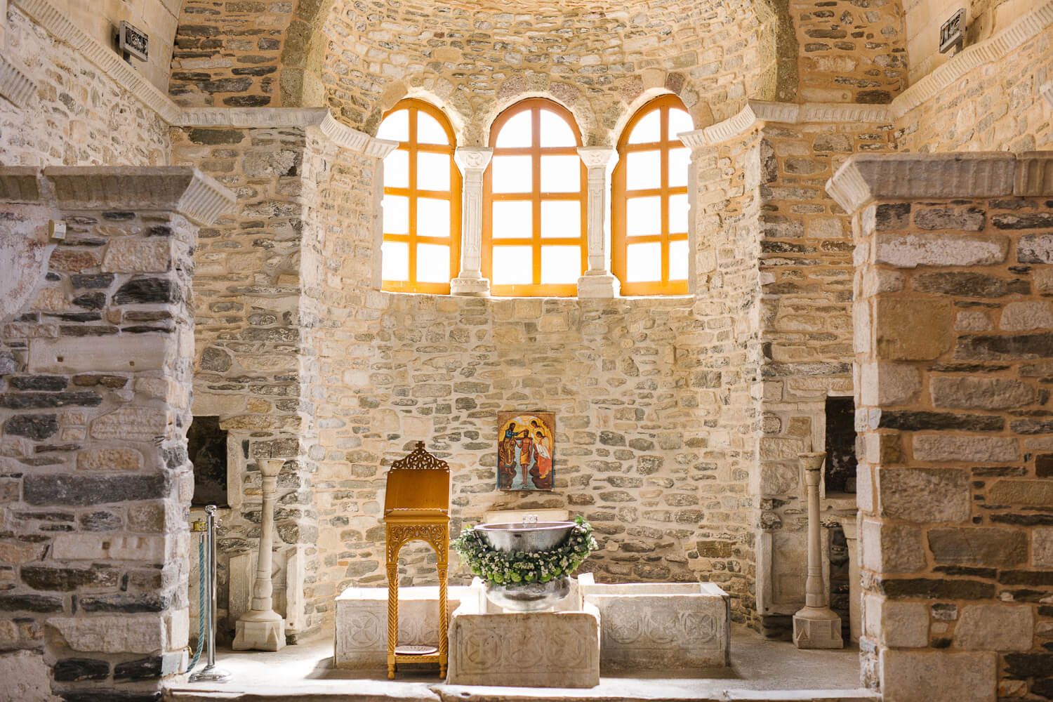 Βυζαντινή τέχνη και αρχιτεκτονική στην Παναγία Εκατονταπυλιανή