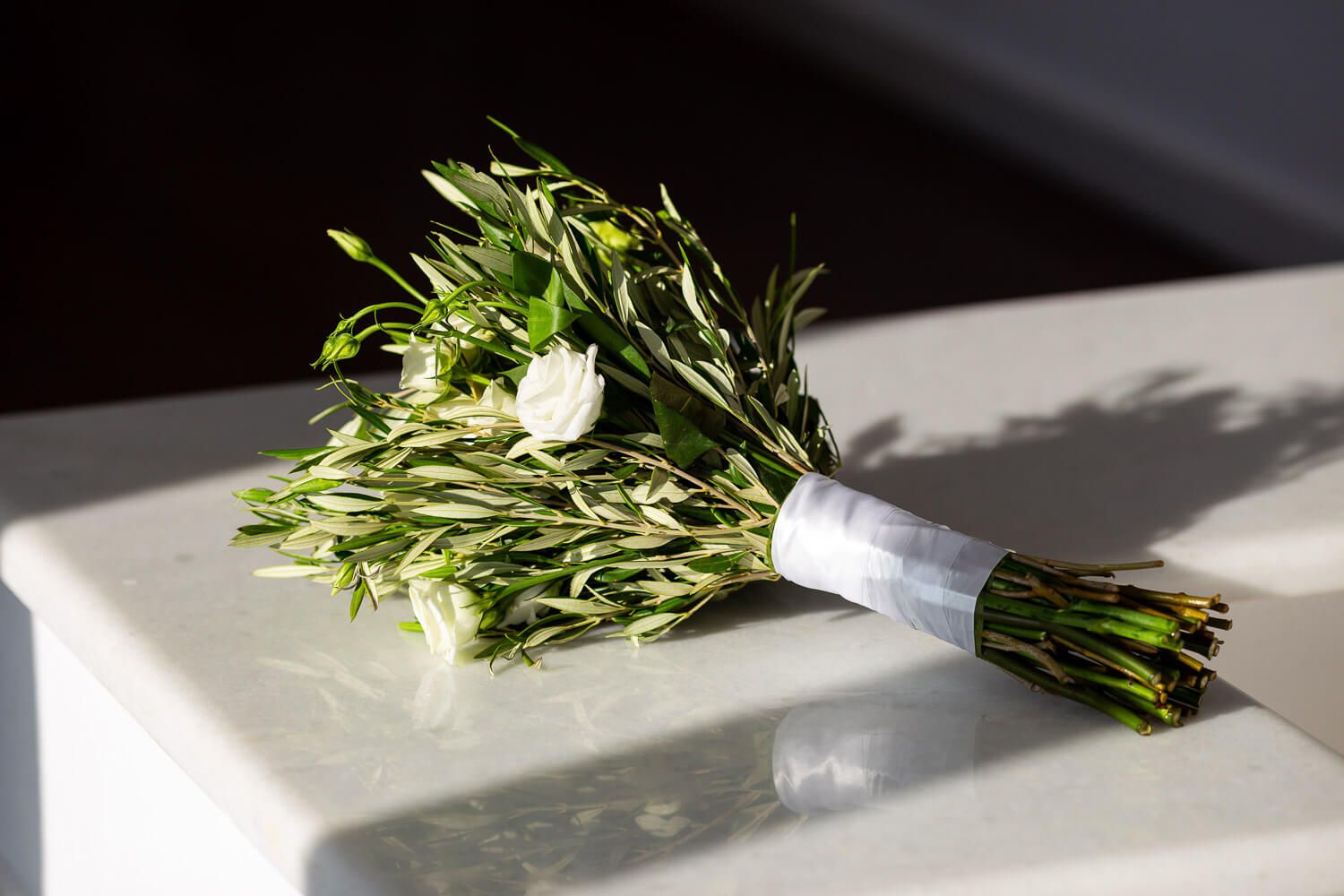 Bridal flowers during Jewish bridal prep at Villa Aethra Paros