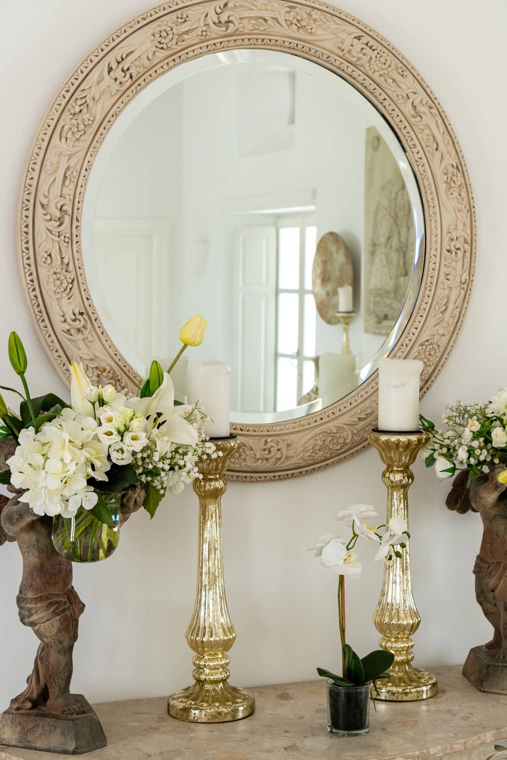 Natural light enhancing the exquisite classical interior design