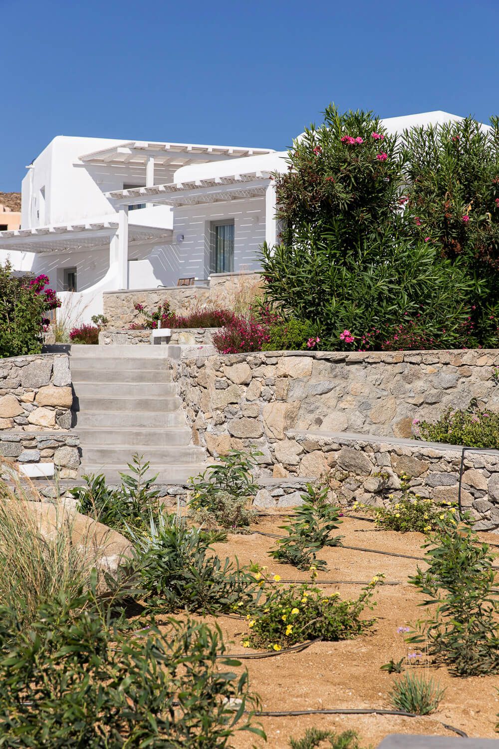 ontemporary Cycladic architecture at a luxury Mykonian hotel
