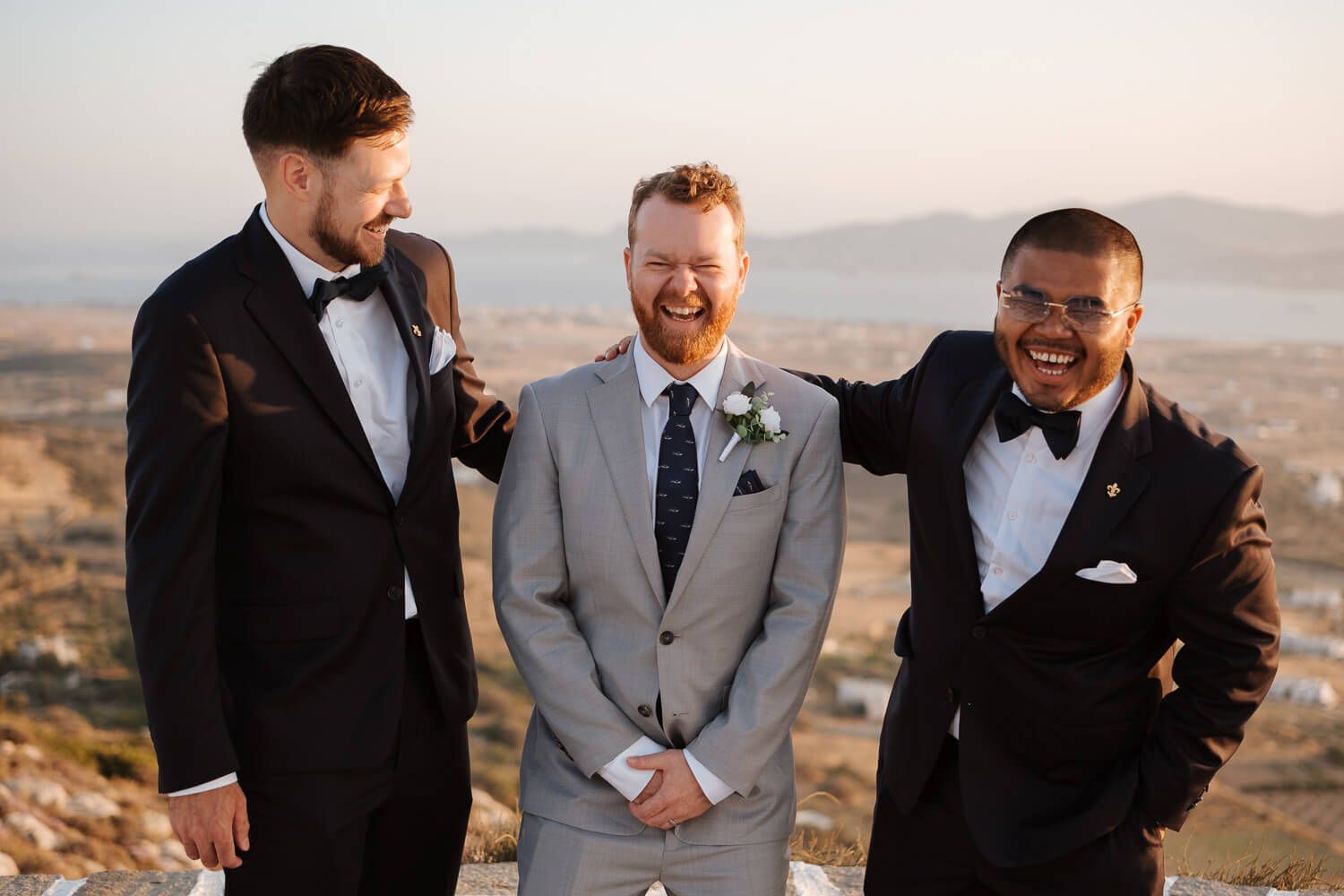 Simple and intimate wedding ceremony in the Cyclades