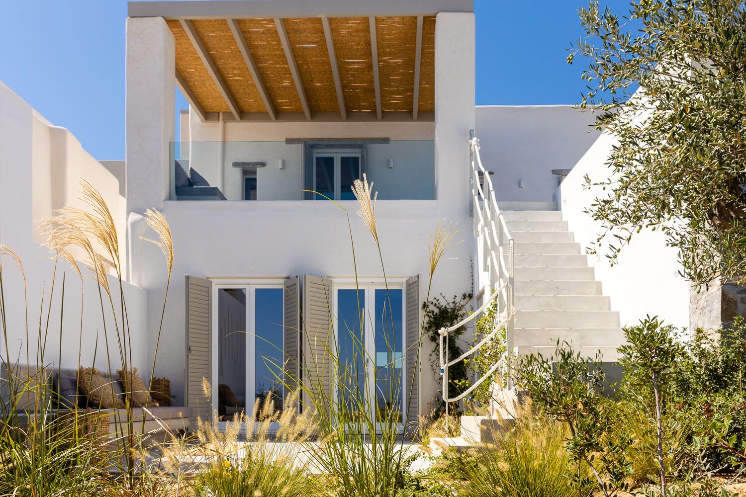 rofessional residential media highlighting unique exterior spaces