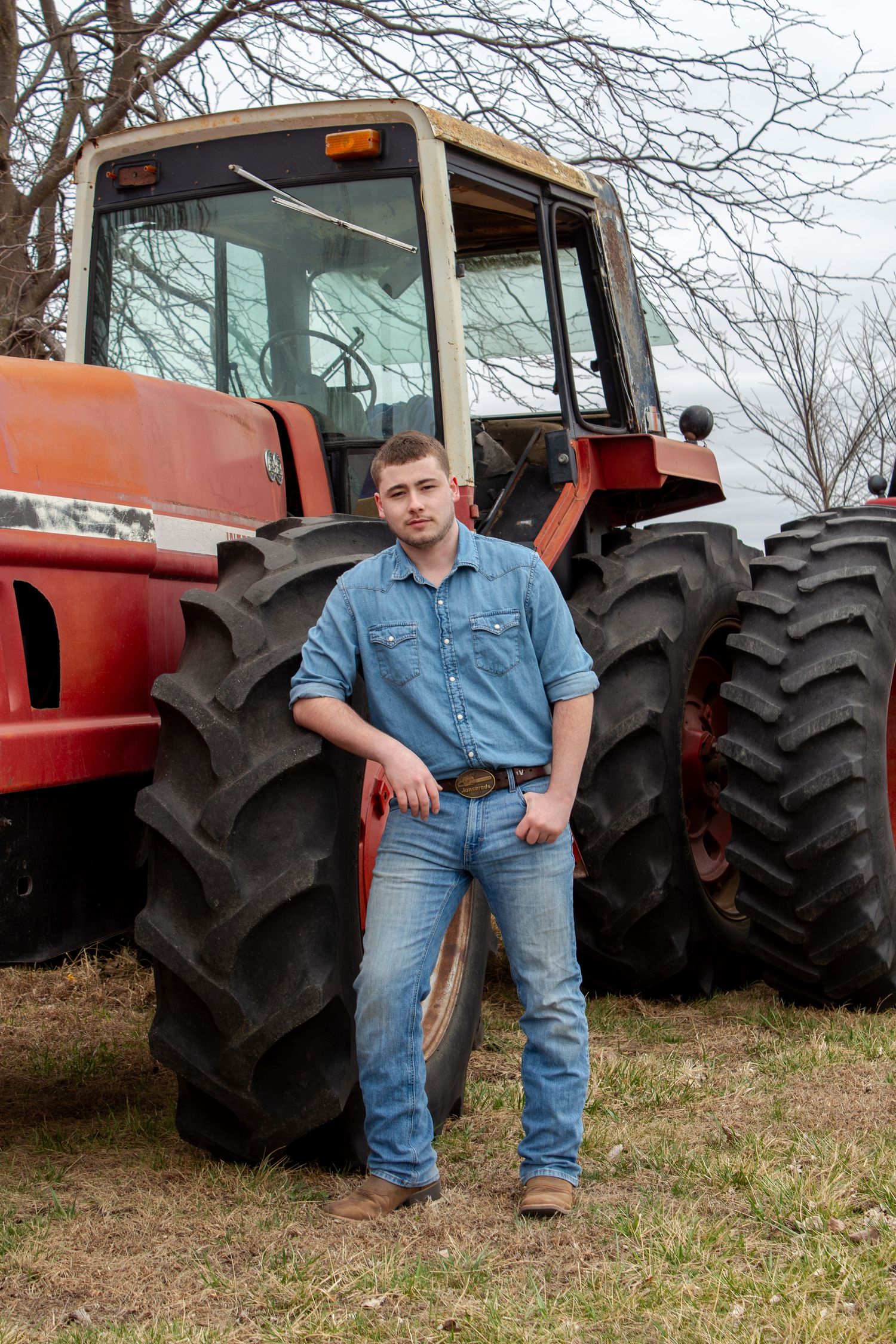 Brynlee Madison Photos Kansas City Missouri and Colombia Missouri Photographer 
Senior Photo