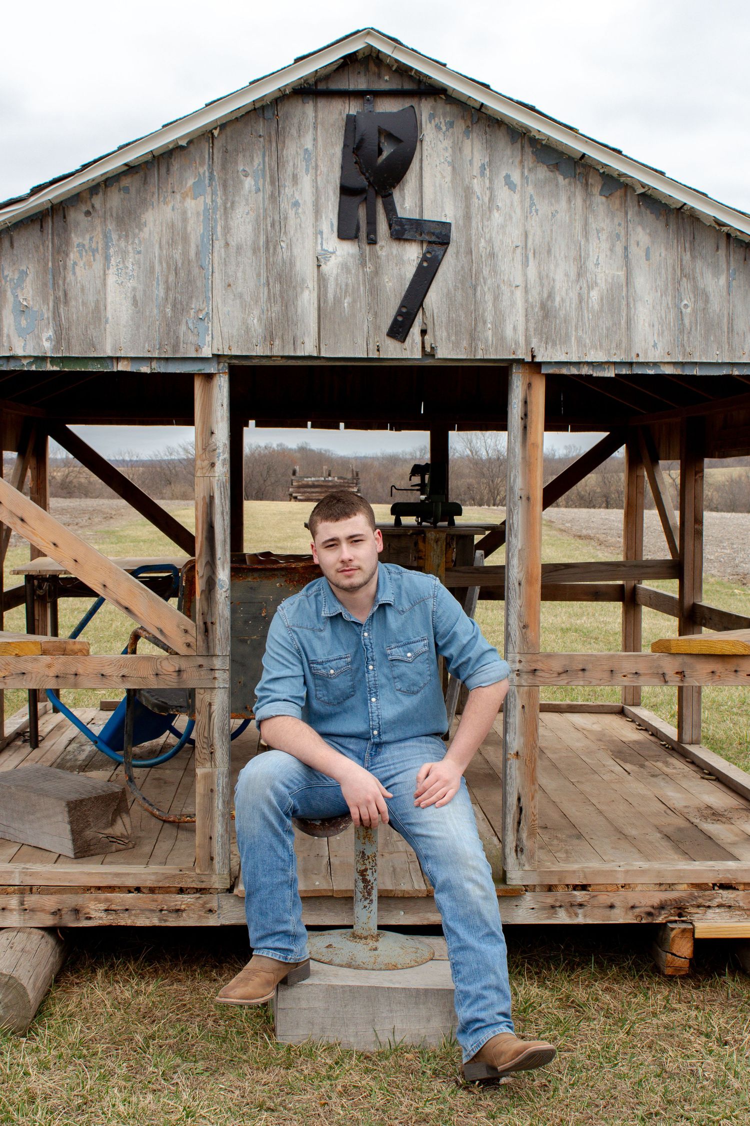 Brynlee Madison Photos Kansas City Missouri and Colombia Missouri Photographer 
Senior Photo