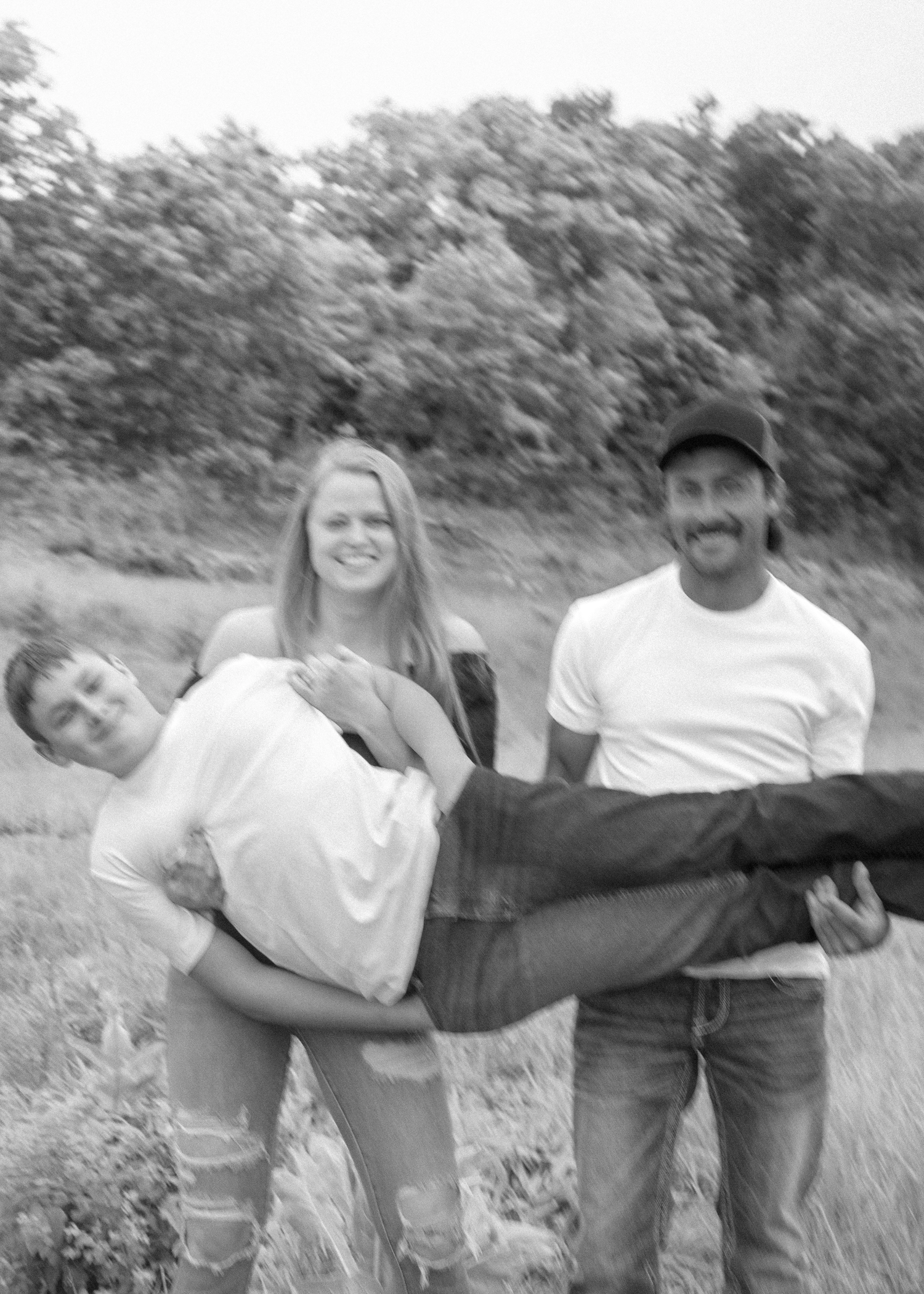 Brynlee Madison Photos Kansas City Missouri and Colombia Missouri Photographer 
Family Photos Couples Photos