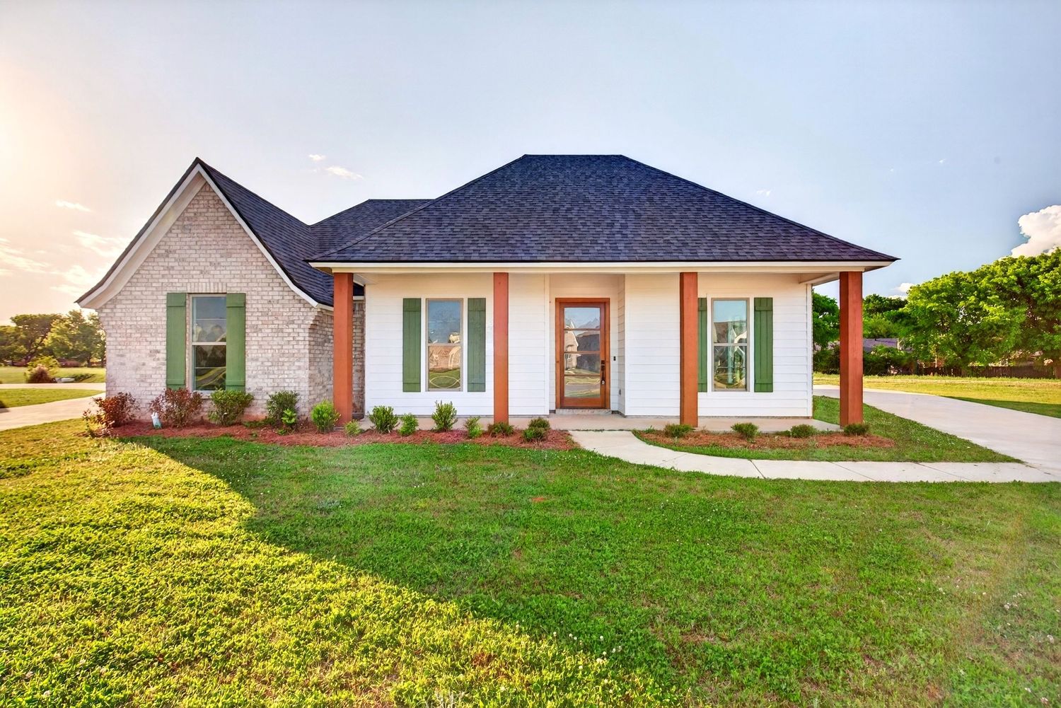 Hey Hannah Home Front Exterior