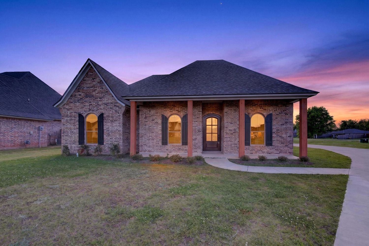Hey Hannah Home Exterior Twilight