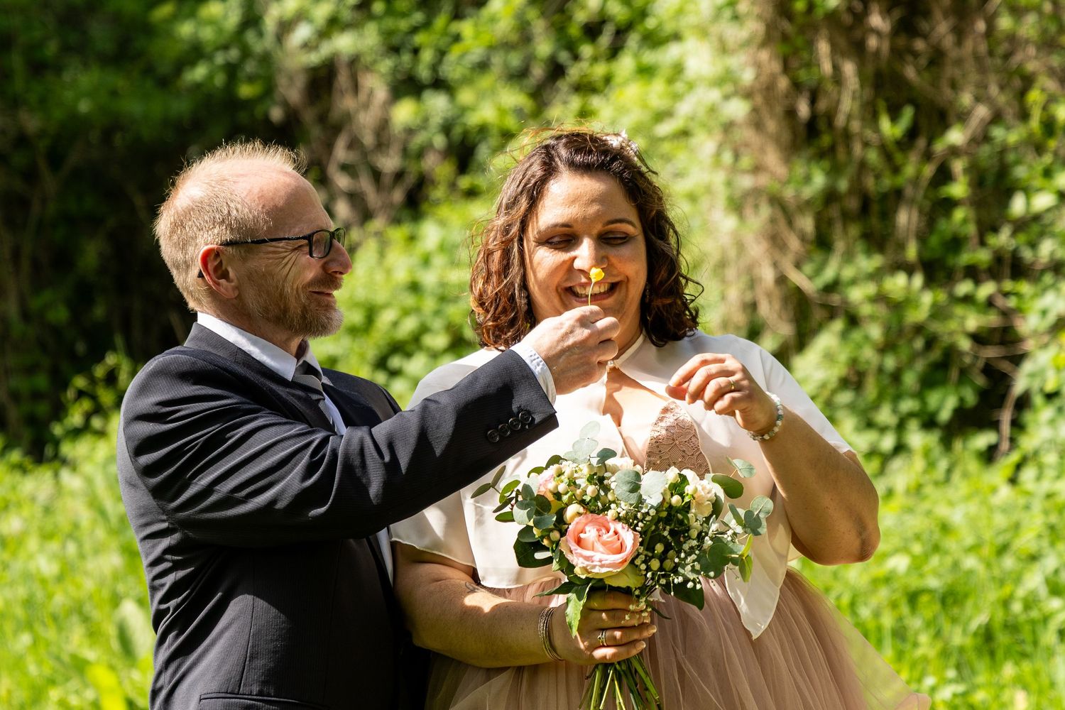mariage nature sourire surprise