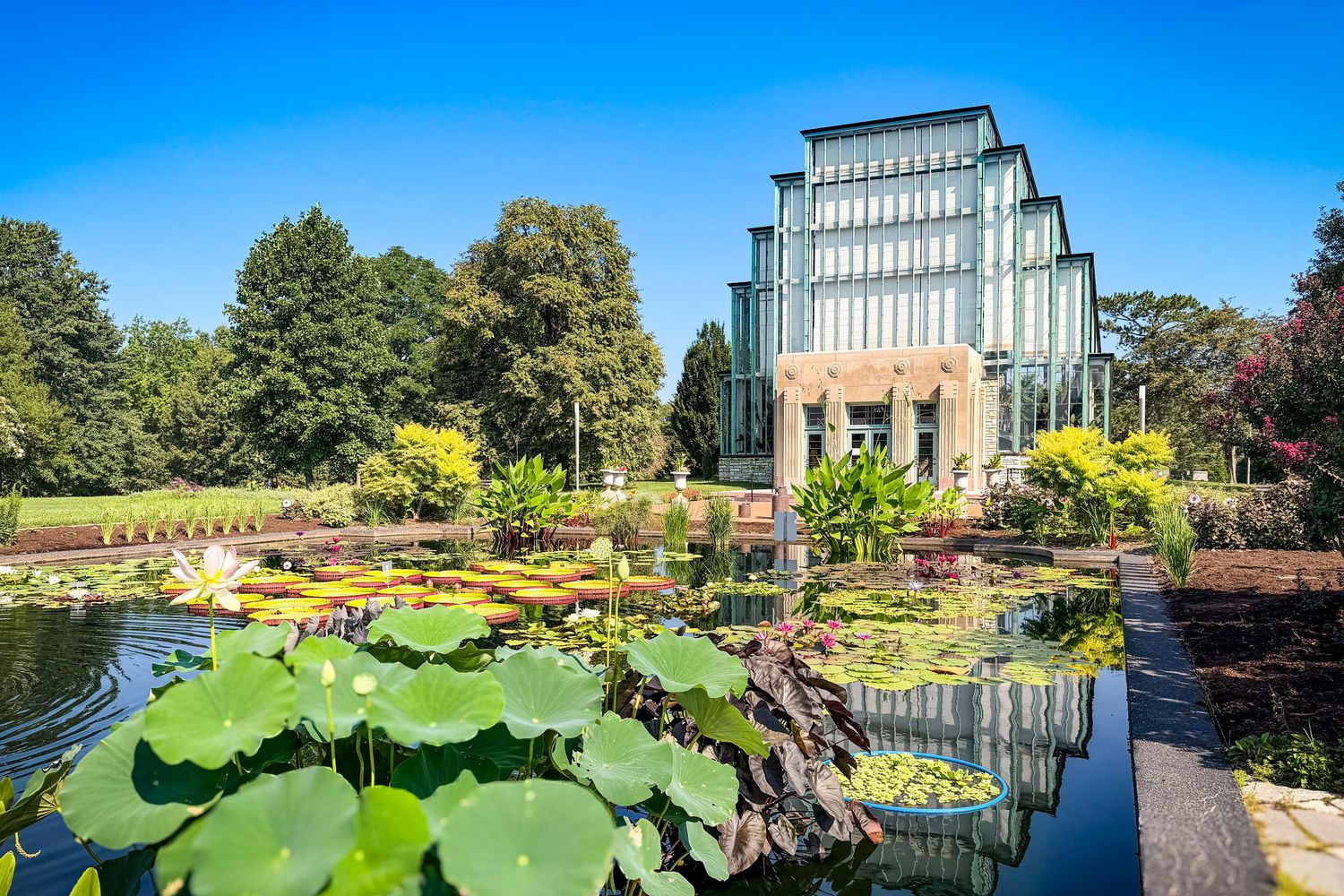 Exterior of the Jewel Box greenhouse in Forest Park, St. Louis, Missouri