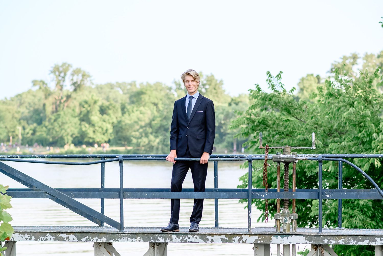 shiplock park senior boy suit